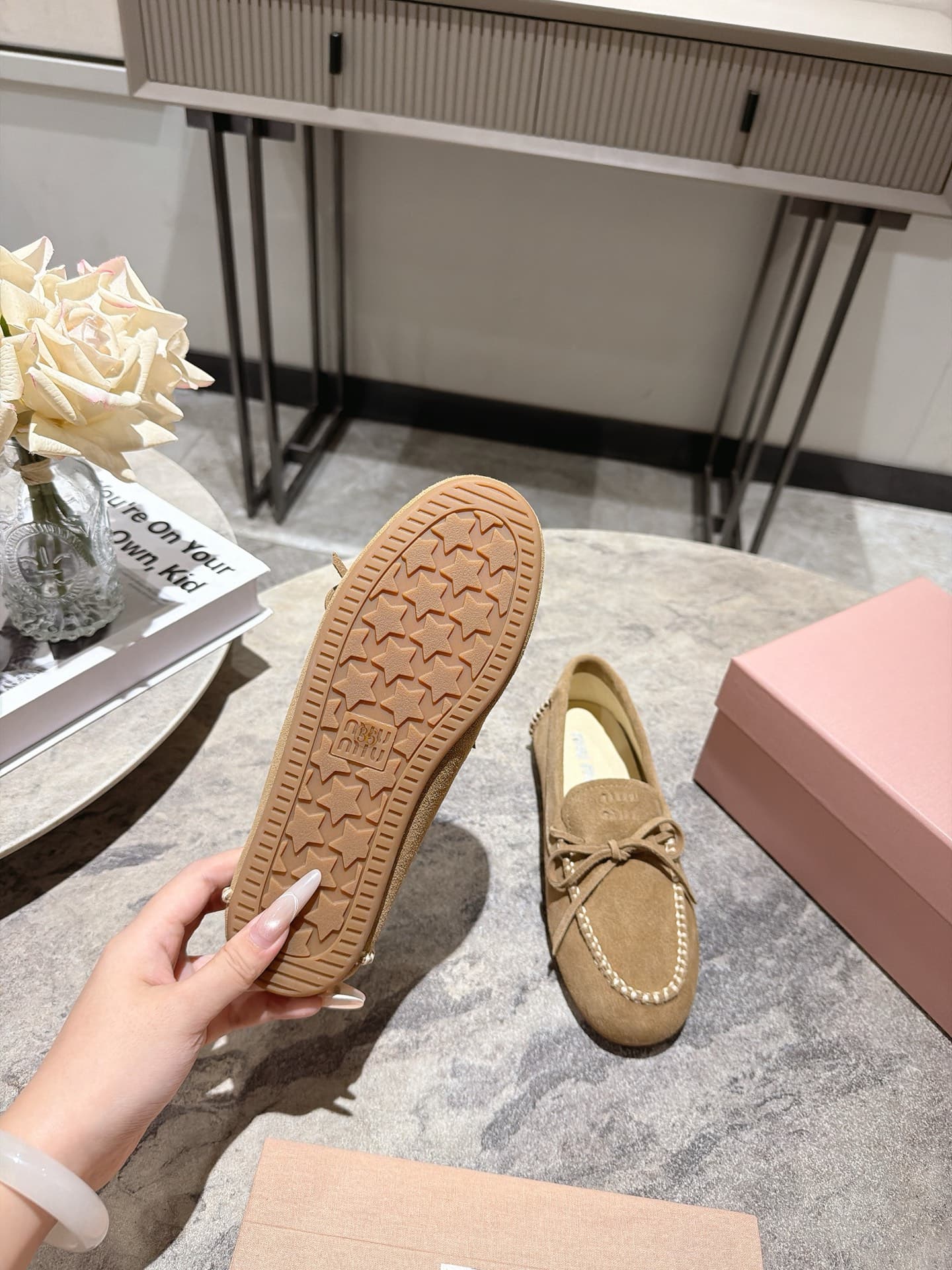 D10629 Miumiu 26 Vintage/Retro New Spring/Summer Bowlace Loafers 🎉🎉 — image 8