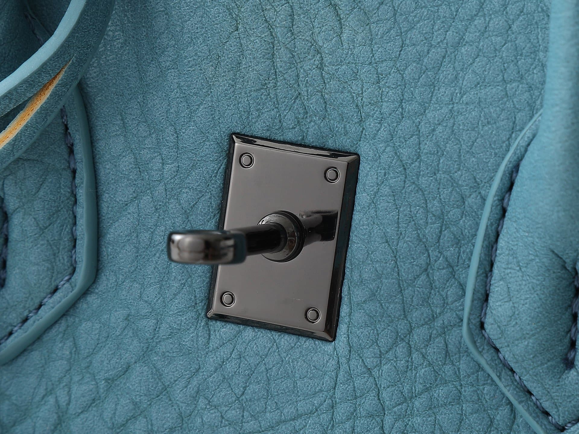 C4832 The new 11925 upgrade version is the same as the original model. Hermès platinum elephant pattern: Lake blue – a high-end women’s casual briefcase, designed for carrying on the shoulder. The craftsmanship is extremely delicate and elegant. It comes  — image 8