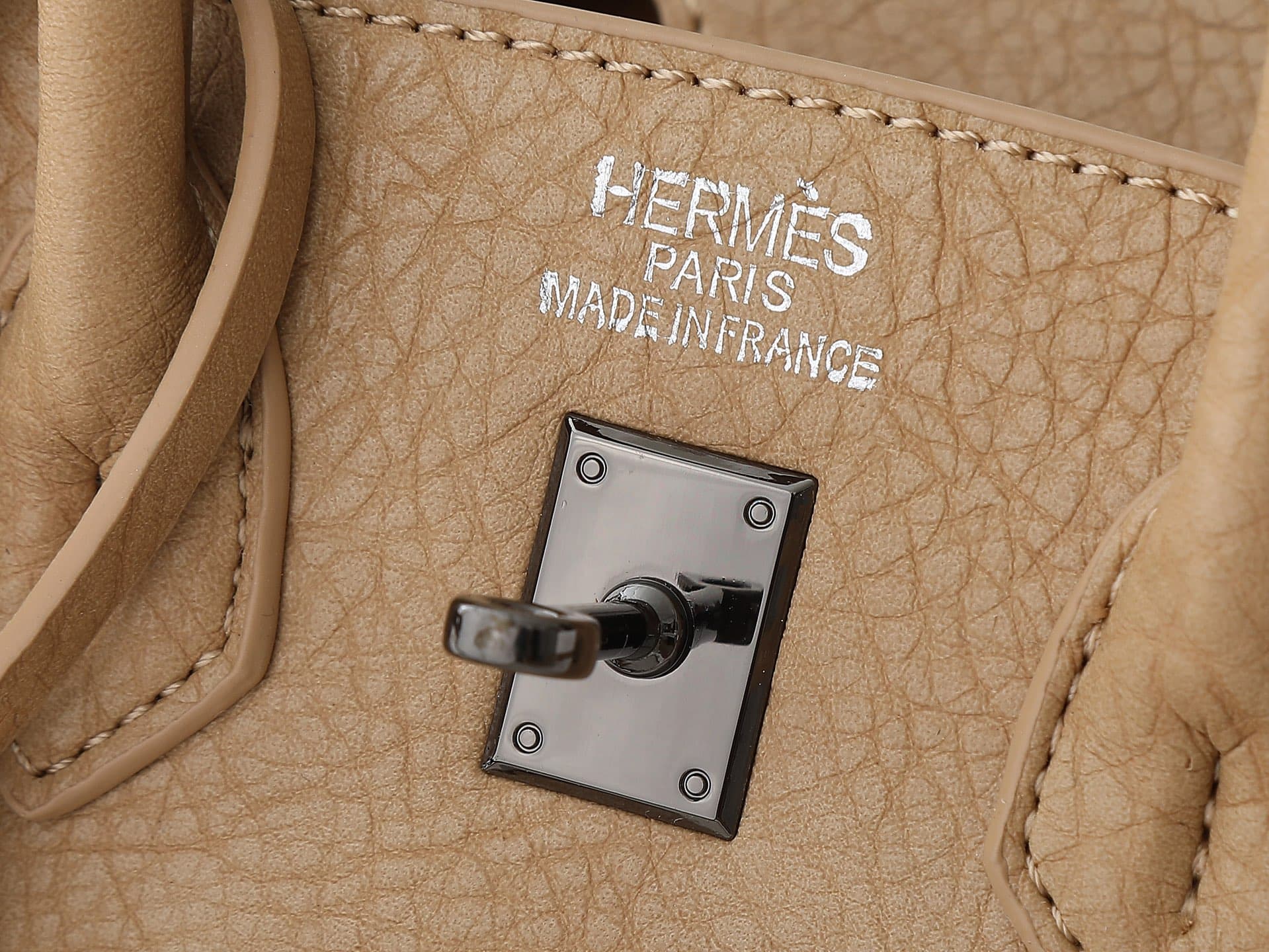 C4829 New version of 11925 – upgraded version of the original model. Hermès platinum elephant pattern: light coffee color. It’s a high-end women’s casual briefcase, designed for crossbody use. The craftsmanship is extremely exquisite and elegant. It comes — image 8