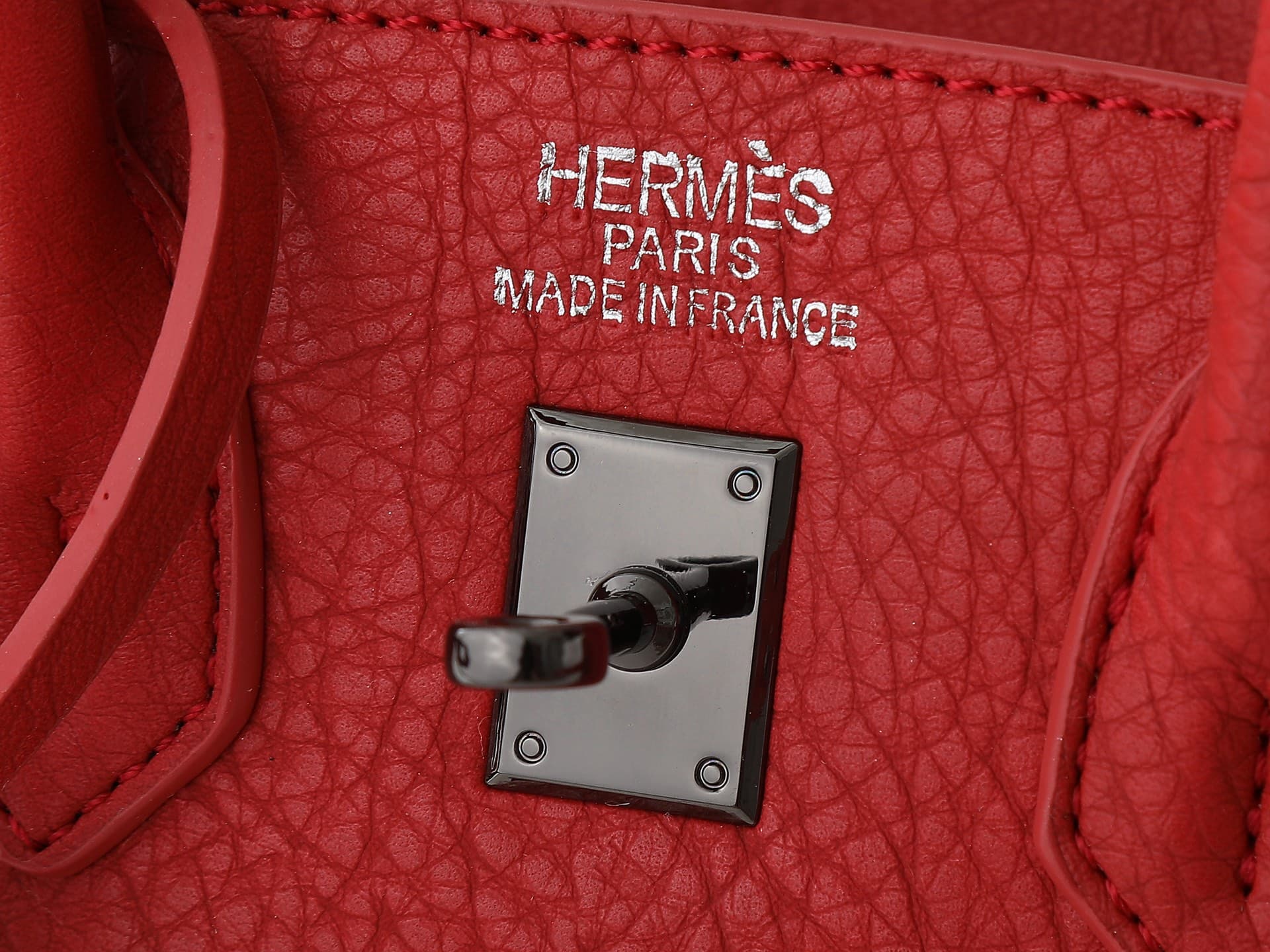 C4831 The upgraded version of the new 11925 model features the Hermès platinum elephant pattern: red color. It is a high-end women’s casual briefcase, designed for crossbody use. The craftsmanship is extremely delicate and elegant. It comes in a bag made  — image 8