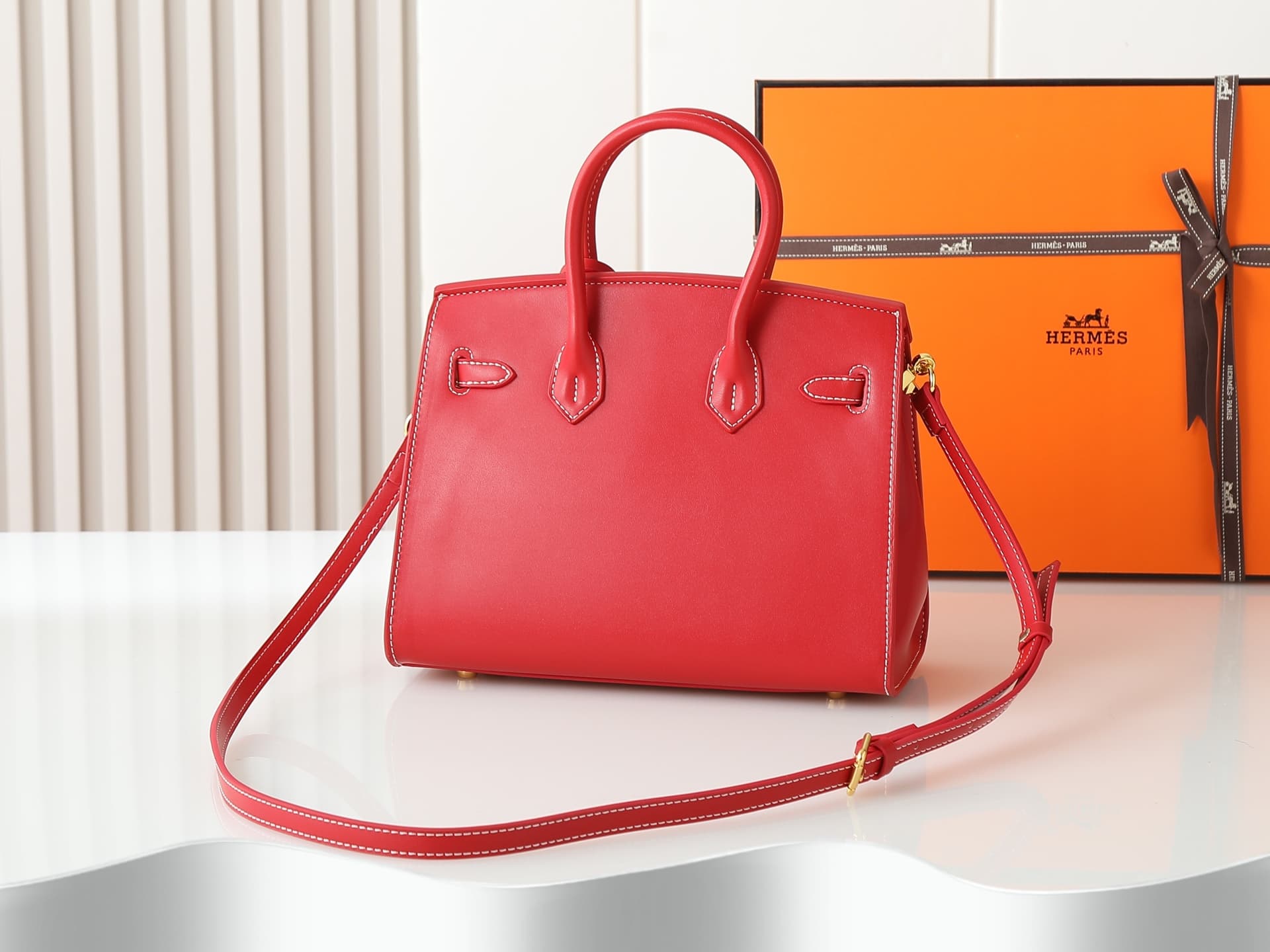 C4933 Medium 300, Small 290, New model 11925, Upgraded version of the original. Hermès platinum flat pattern: white lines; a high-end women’s casual briefcase similar to those available at specialty stores. A crossbody bag with extremely delicate and eleg — image 2