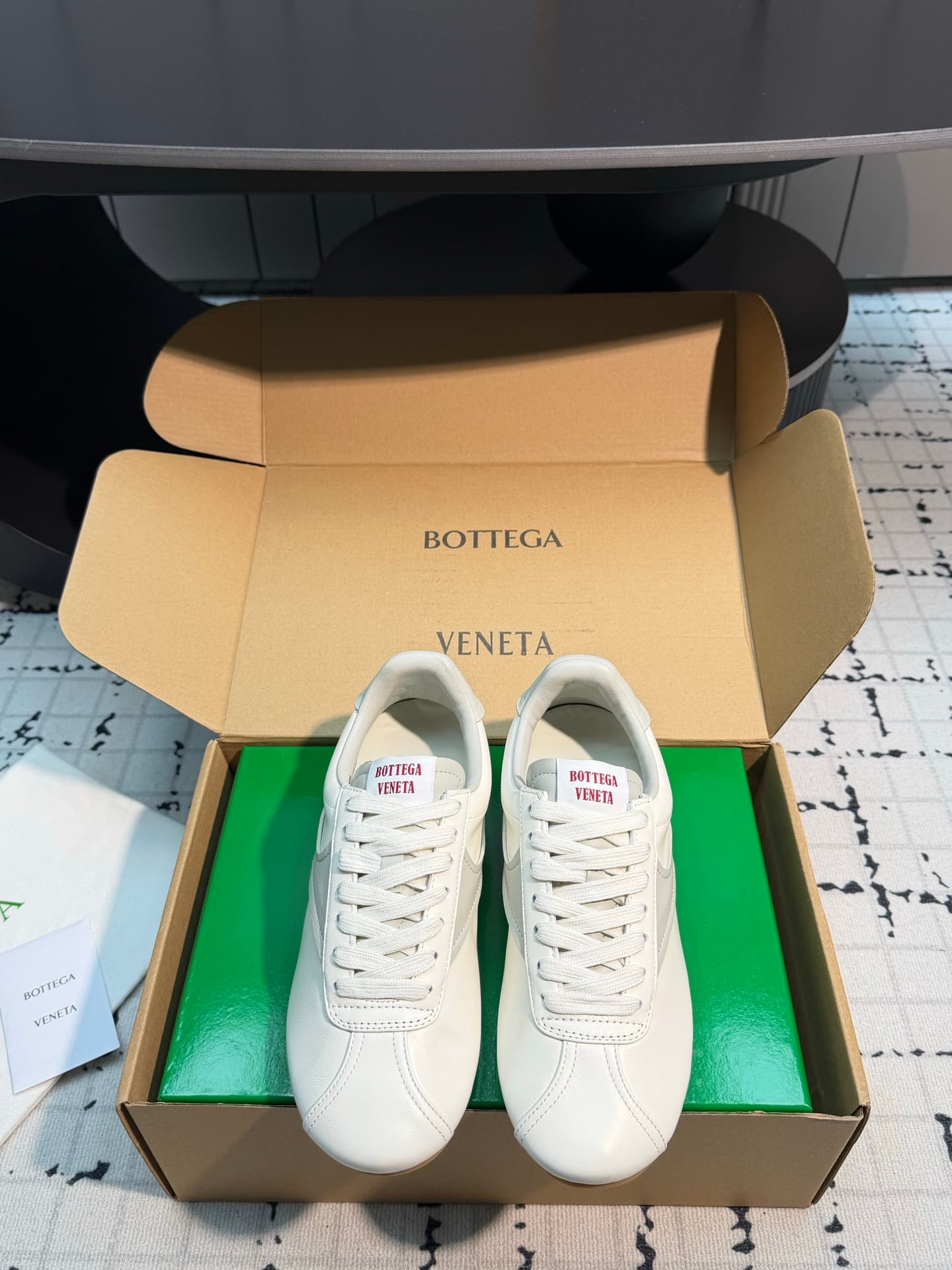 D13741 Bottega Veneta BV葆蝶家 26ss – New spring/summer model, Adgan shoes, Teuton sports shoes — image 1