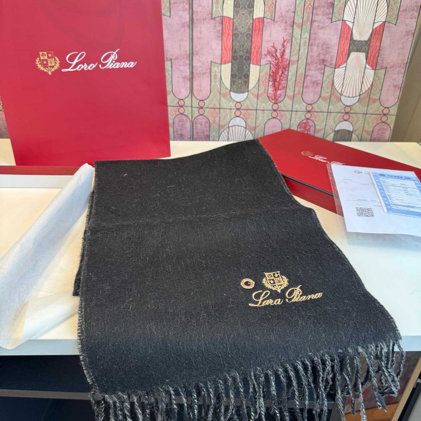 C30713 Loro Piana · Nouyoupania❗️ Available for purchase on the official website. These are leftover items from trading companies. High-quality cashmere scarves and shawls – highly recommended❗ The scarves feature a dual-color pattern; one scarf can be wo — image 5
