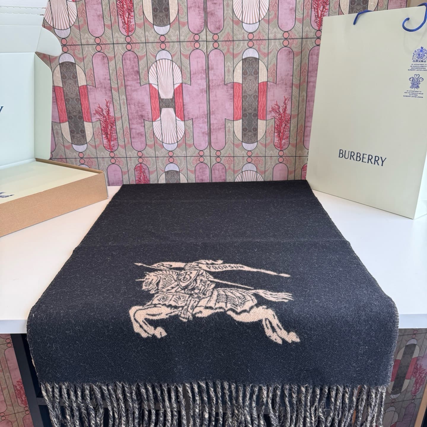 C30705 💰B brand. Autumn/winter collection: “Bu Zhanma – Double-sided design” has just been released. It’s a new model that doesn’t even have any images of the product itself. The design is absolutely amazing – double-sided, with two different colors and i — image 5