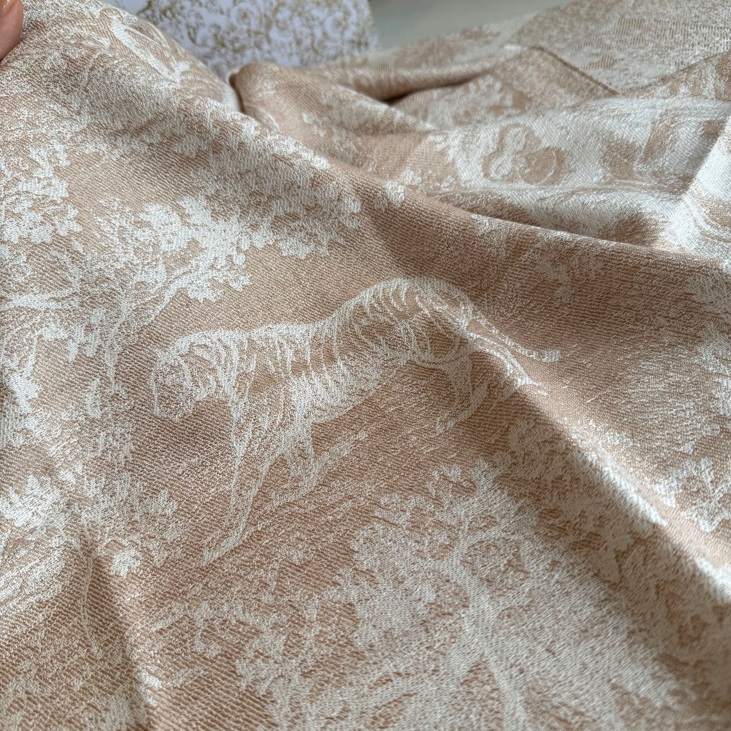 C30699 The latest model is thin — image 6