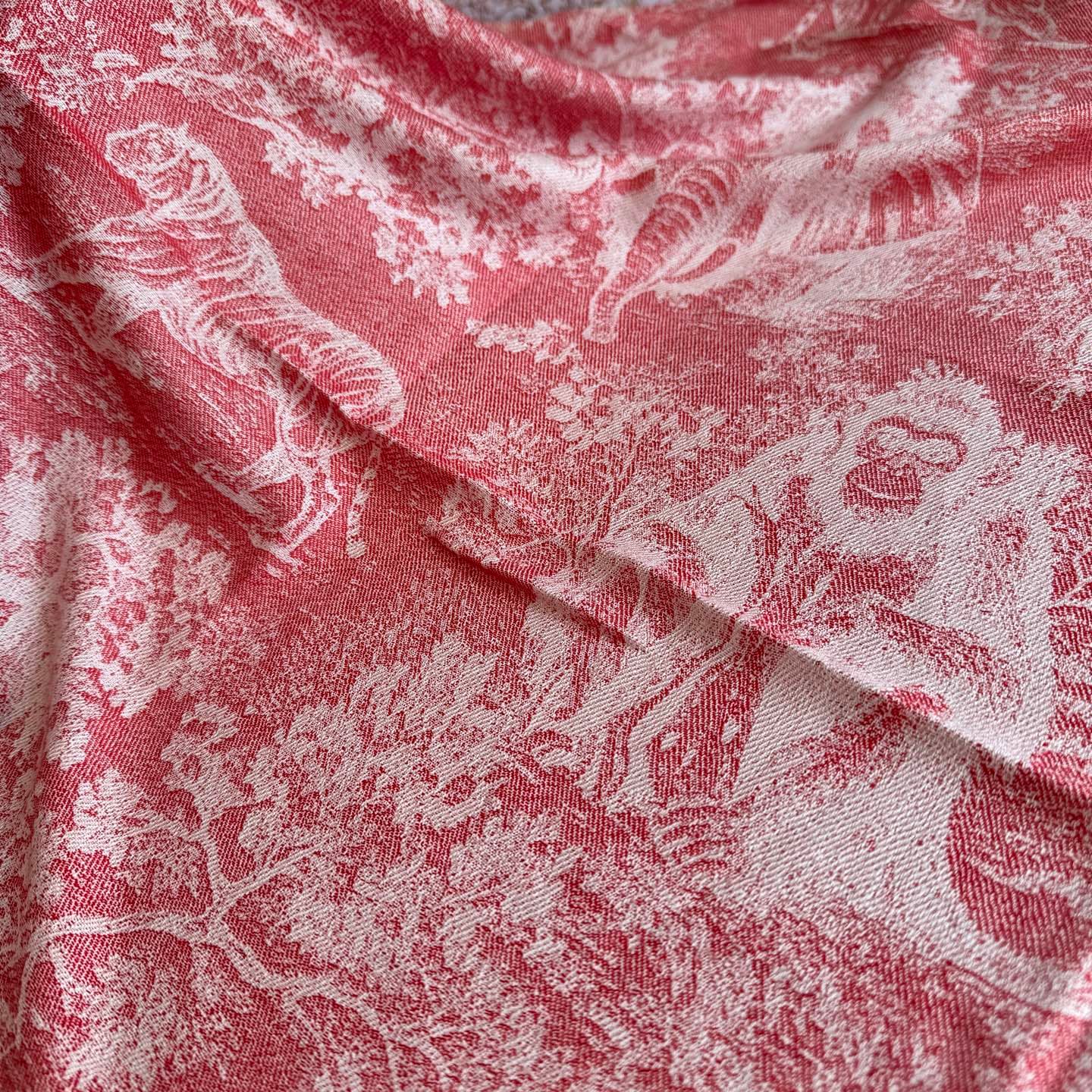 C30698 The latest model is thin — image 5