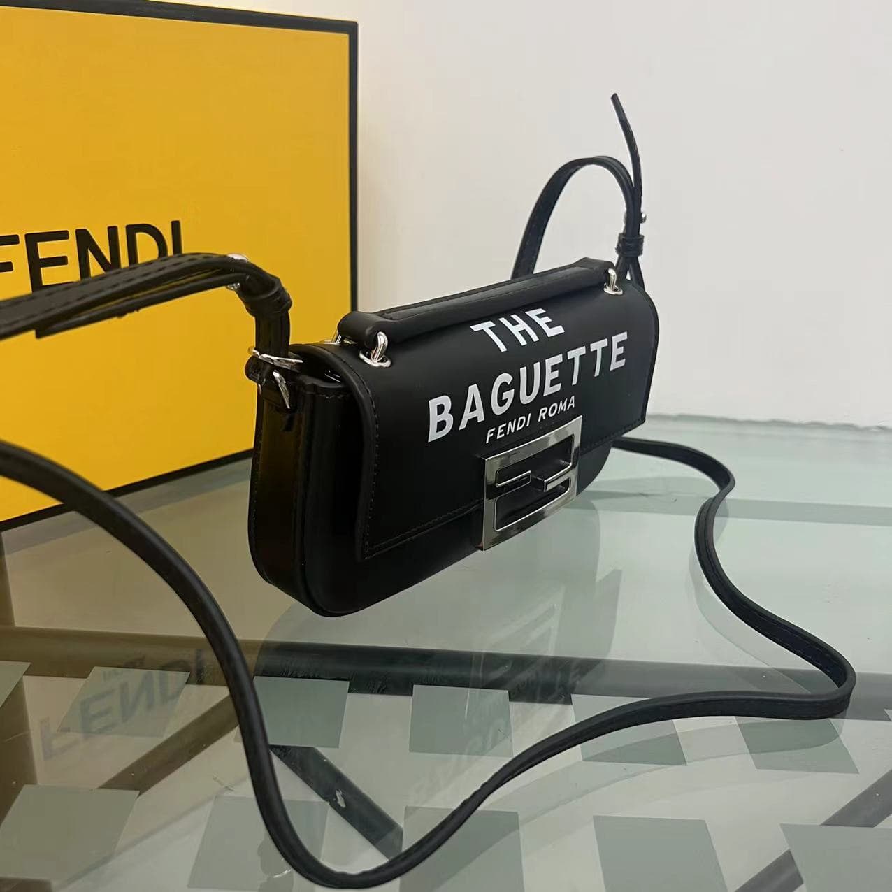 C2959 “BAGUETTE” generally refers to “baguette bread”. In the fashion industry, it is also the name of a classic handbag brand from FENDI, known as the “FENDI Baguette Bag”. “FENDI” is a well-known Italian fashion brand that is famous for its high-end lea — image 3