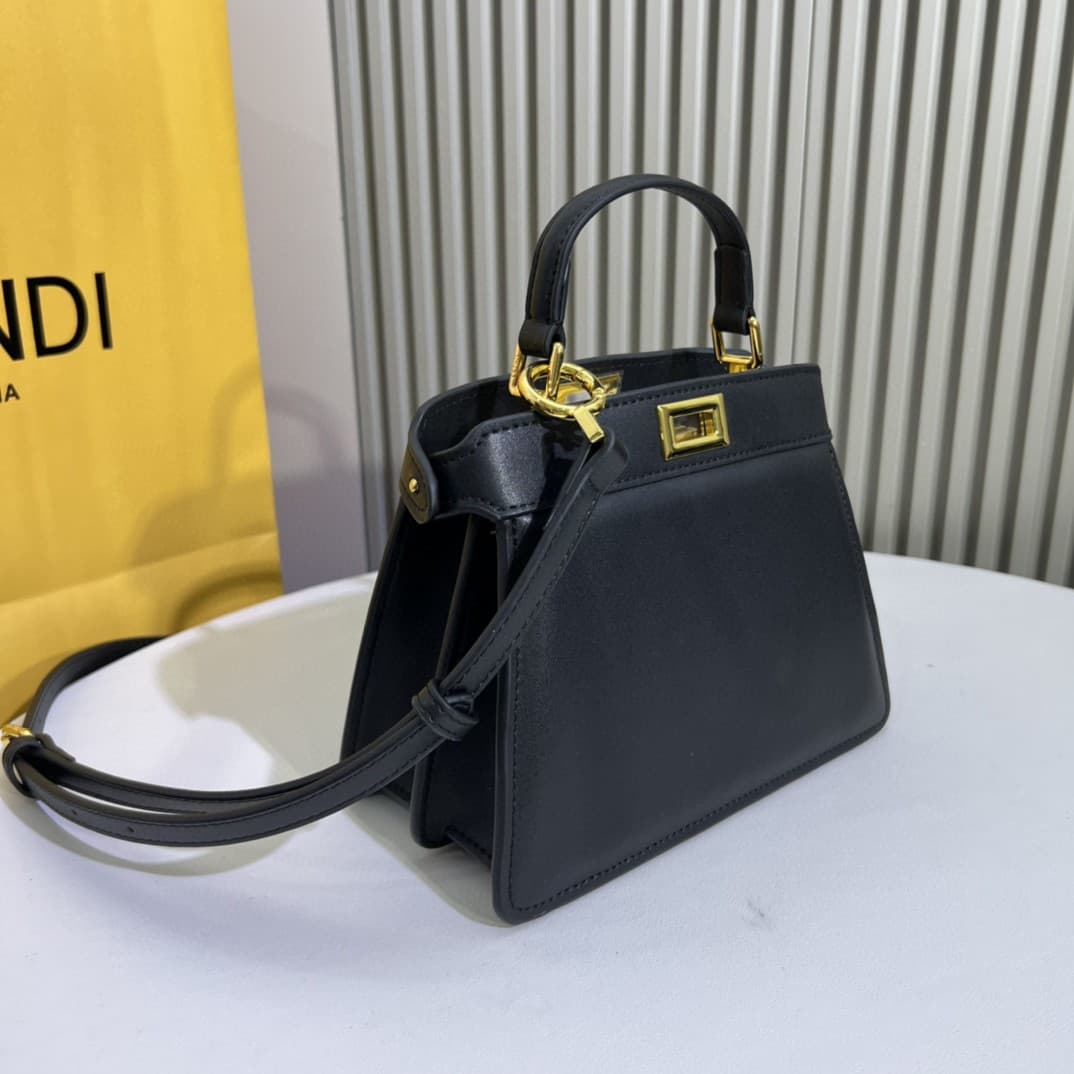 C2986 Fendi’s latest 🐱 little bag PeekaboolseeuPetite✔️ — image 2