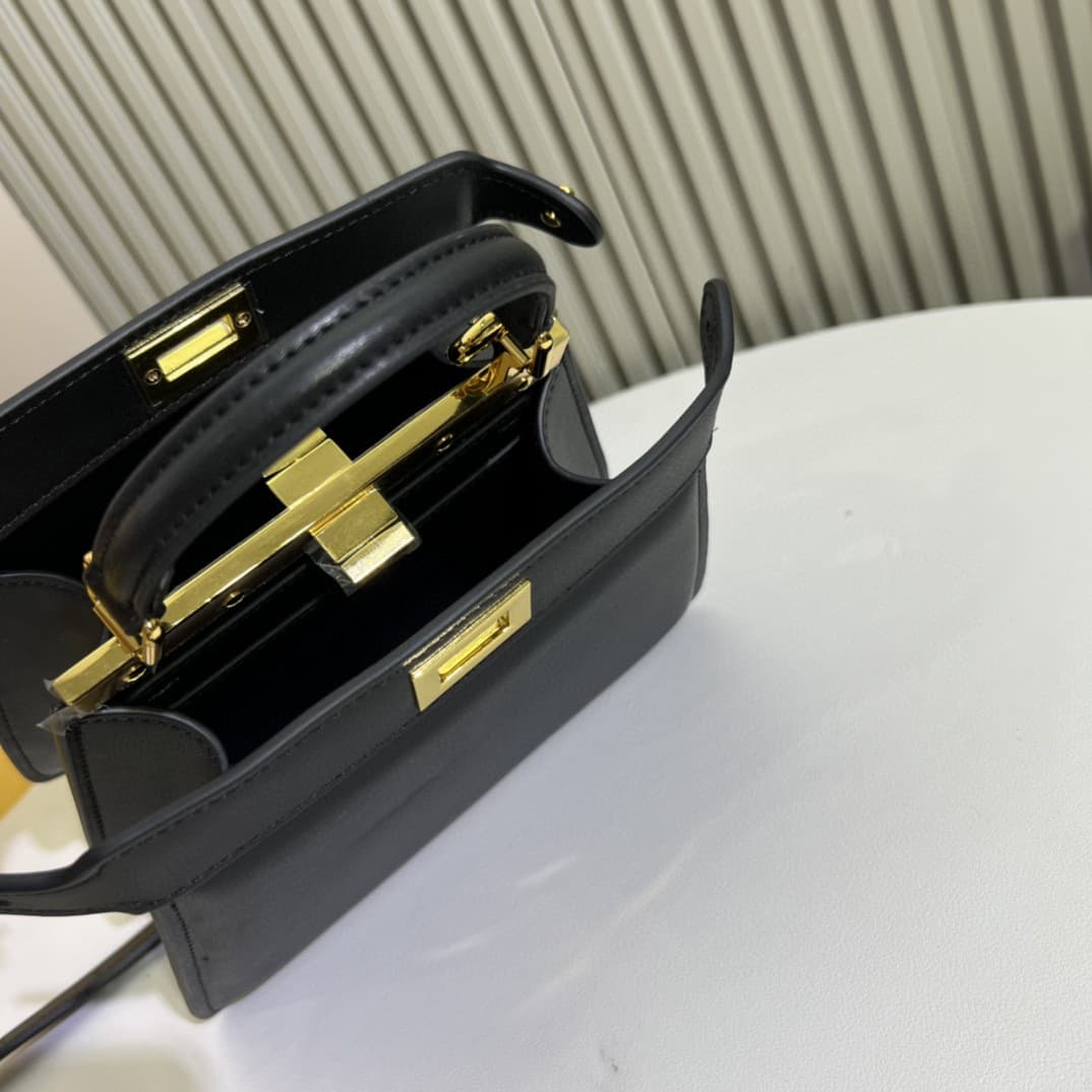 C2986 Fendi’s latest 🐱 little bag PeekaboolseeuPetite✔️ — image 6