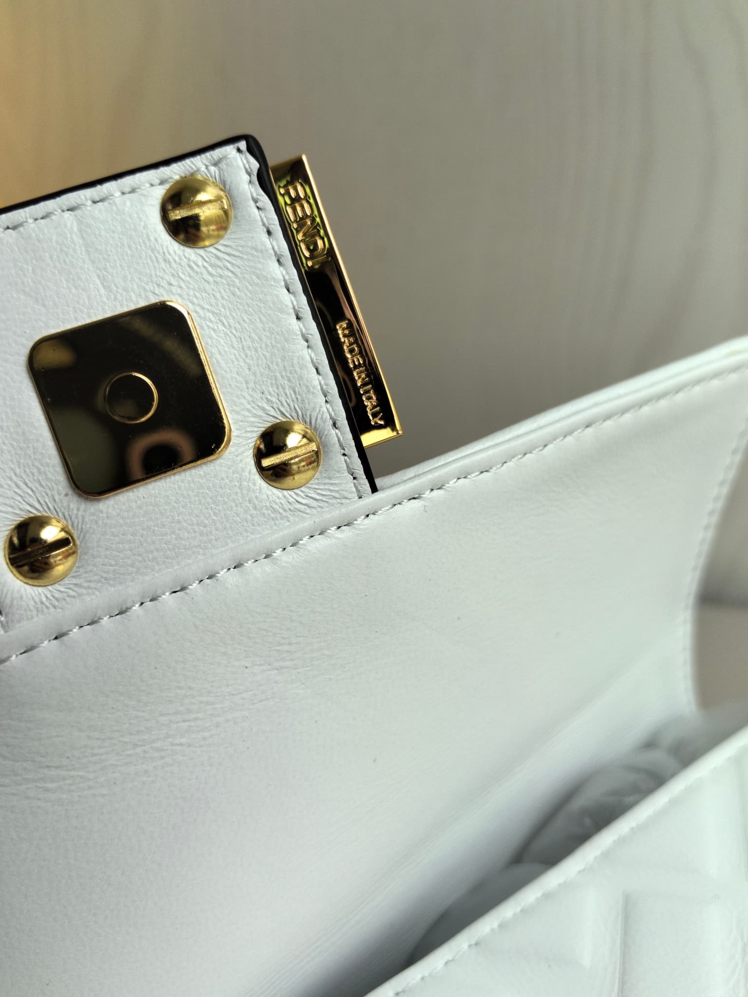 C2921 👑FENDI — image 6