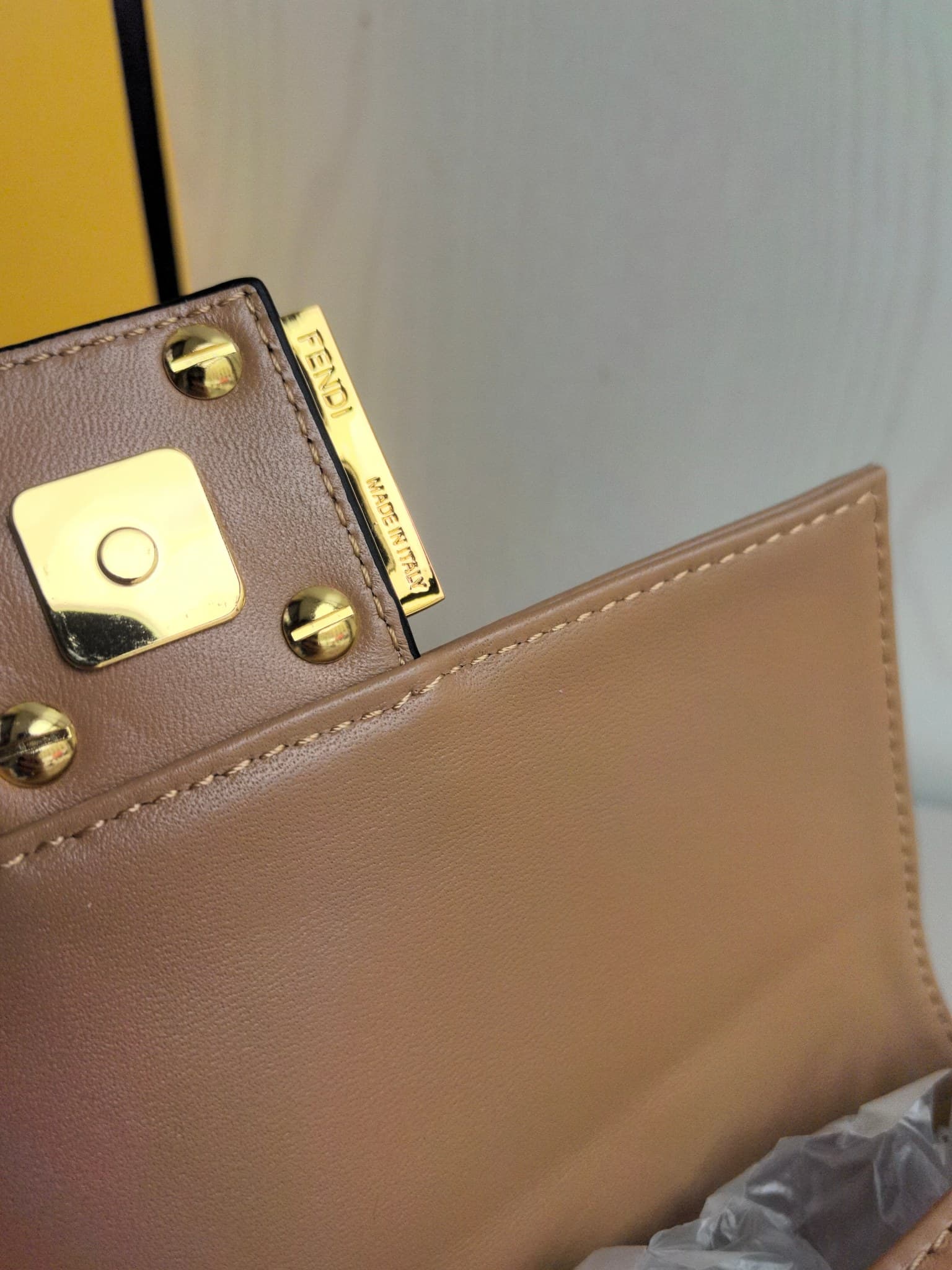 C2920 👑FENDI — image 7