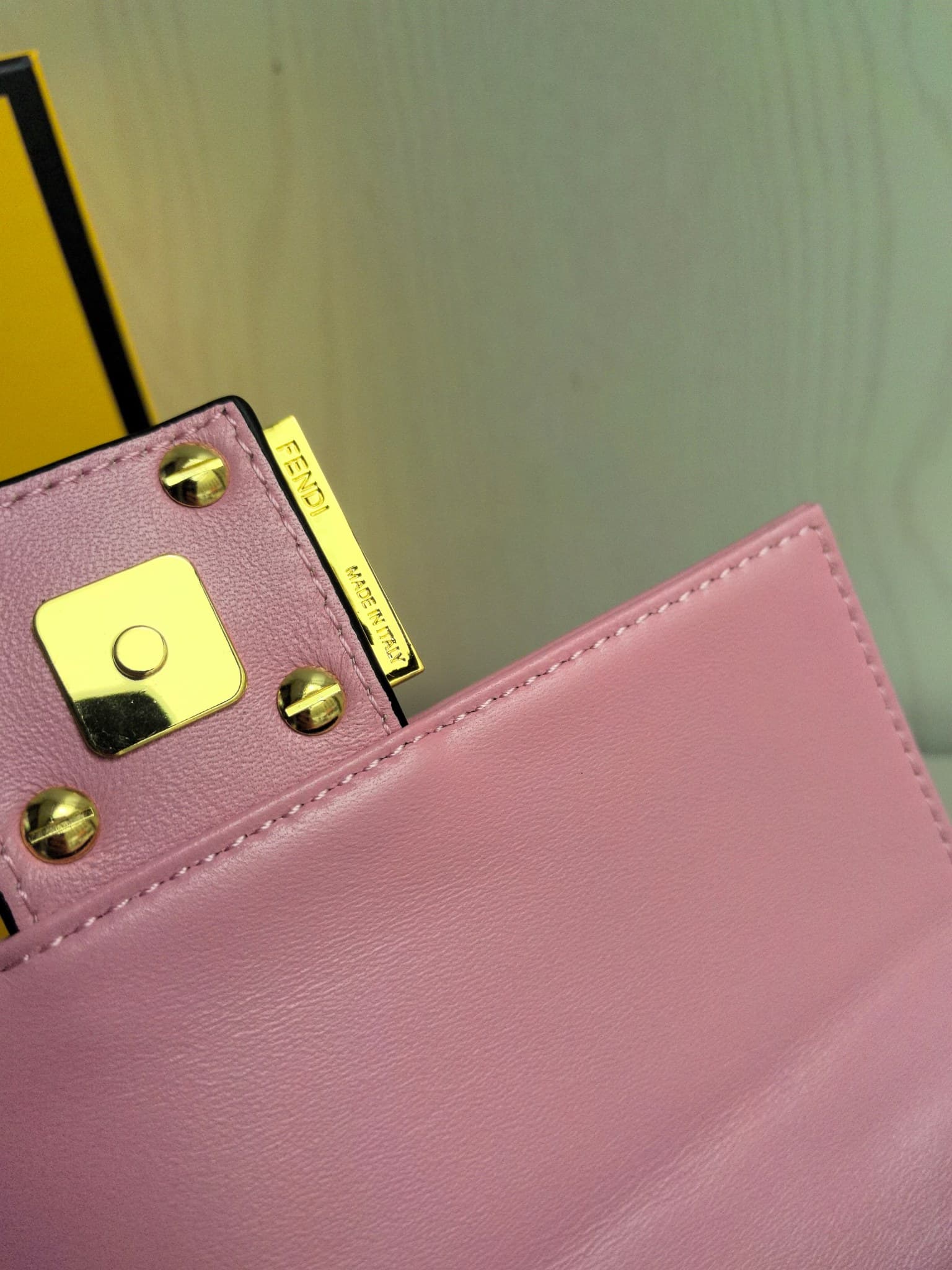 C2919 👑FENDI — image 7