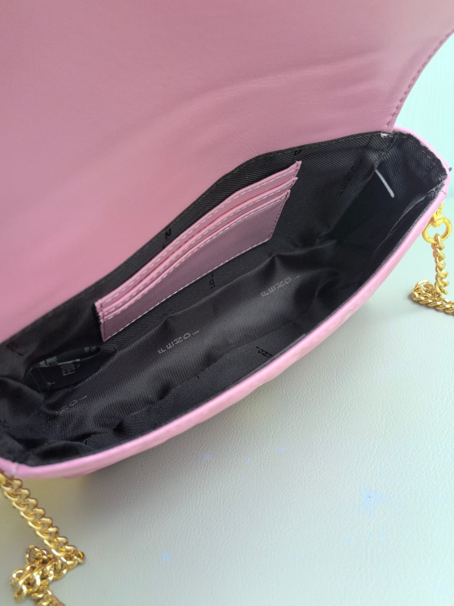C2919 👑FENDI — image 8