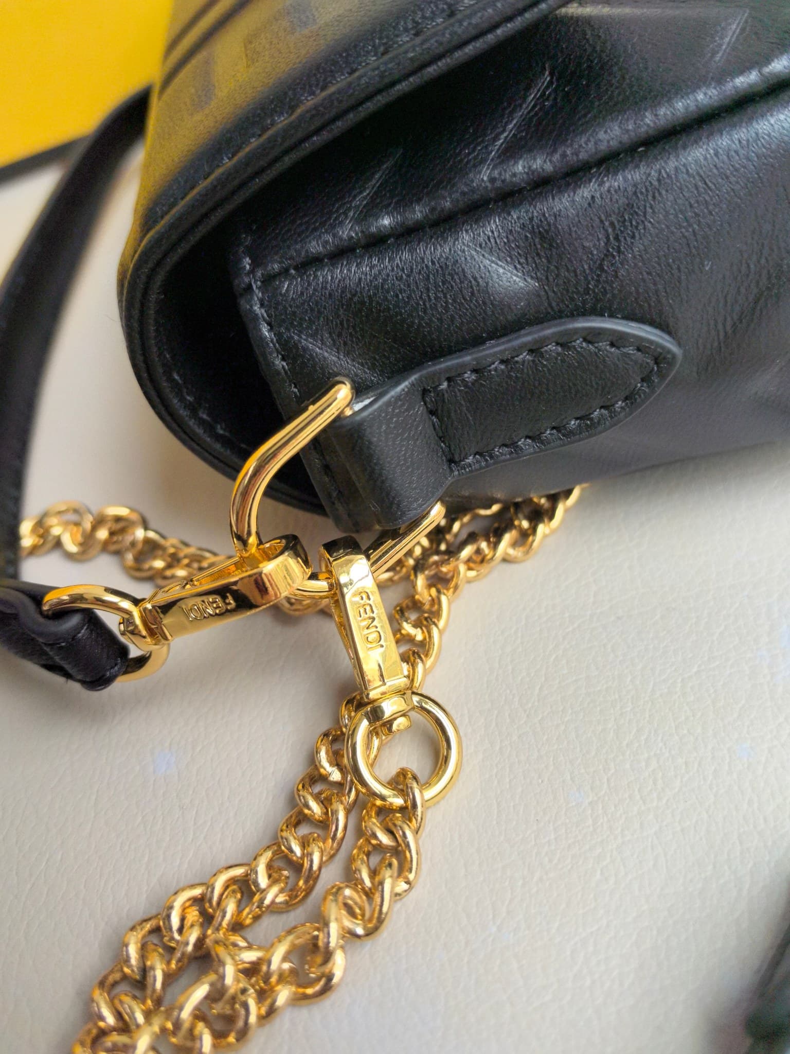 C2918 👑FENDI — image 6