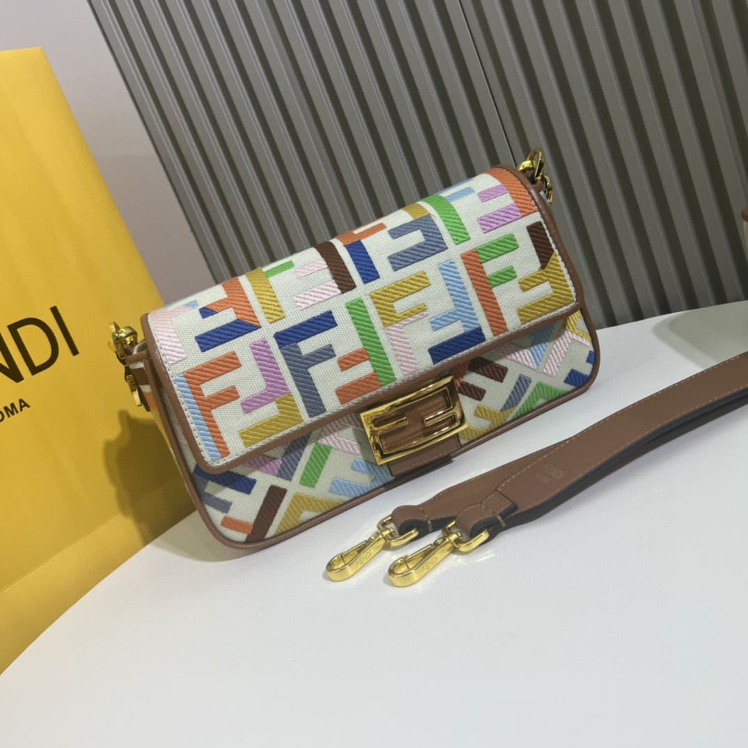C2916 The Fendi Baguette handbag made of top-quality leather, in its original style: it has a very summery vibe; colorful rainbow🌈F embroidery. This Fendi Baguette bag is definitely a trendy item for this summer! It looks great when worn; it’s also very p — image 2