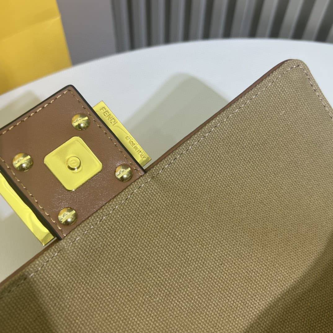 C2914 The Fendi Baguette handbag made of top-quality leather is available in stock – it has a very summery style; the embroidery colors are vibrant like a rainbow🌈. This Fendi Baguette bag is definitely a must-have fashion item this summer! It looks great — image 7
