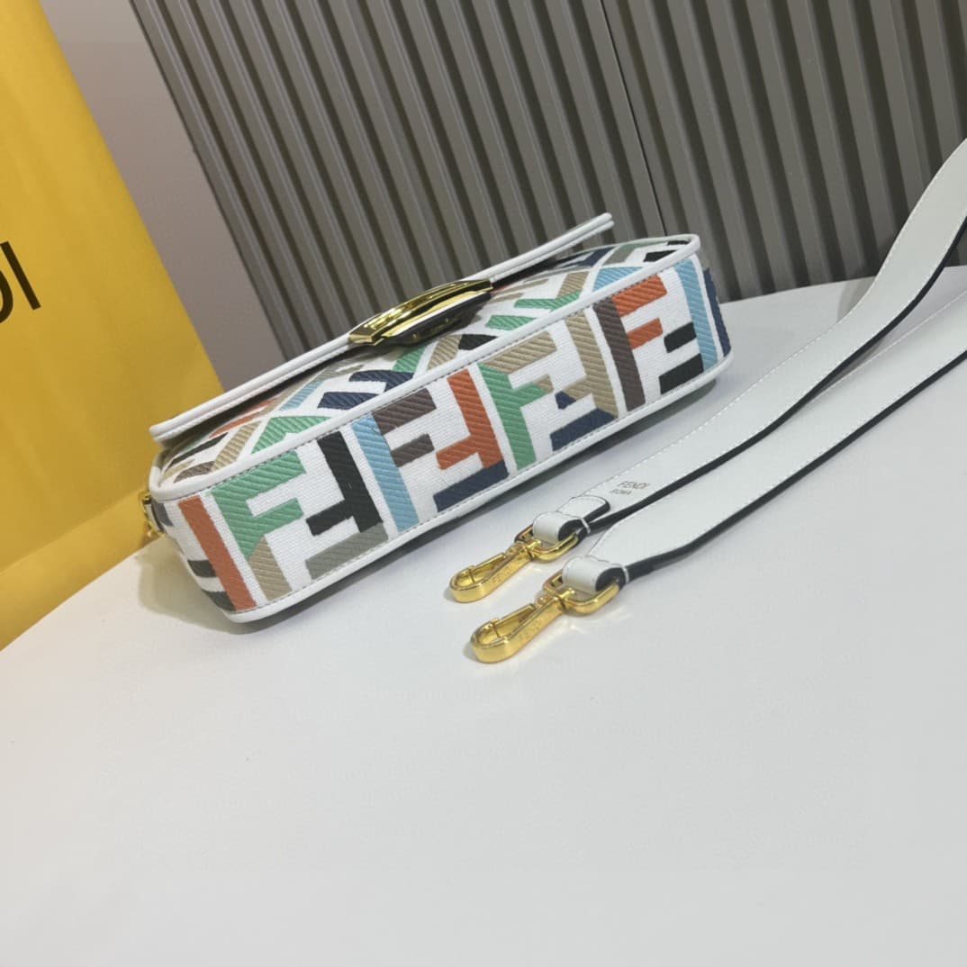 C2912 The Fendi Baguette handbag made of top-quality leather is available in stock – it truly embodies the summer vibe; with colorful rainbow🌈F embroidery. This Fendi Baguette bag is definitely a trendy item for this summer! It looks great when worn; it’s — image 4
