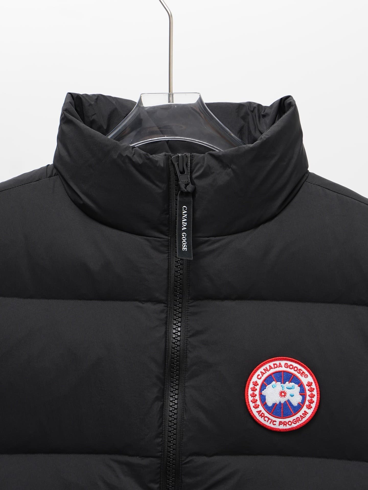 C11065 Canada Goose, Lawrence down vest (high version) — image 5