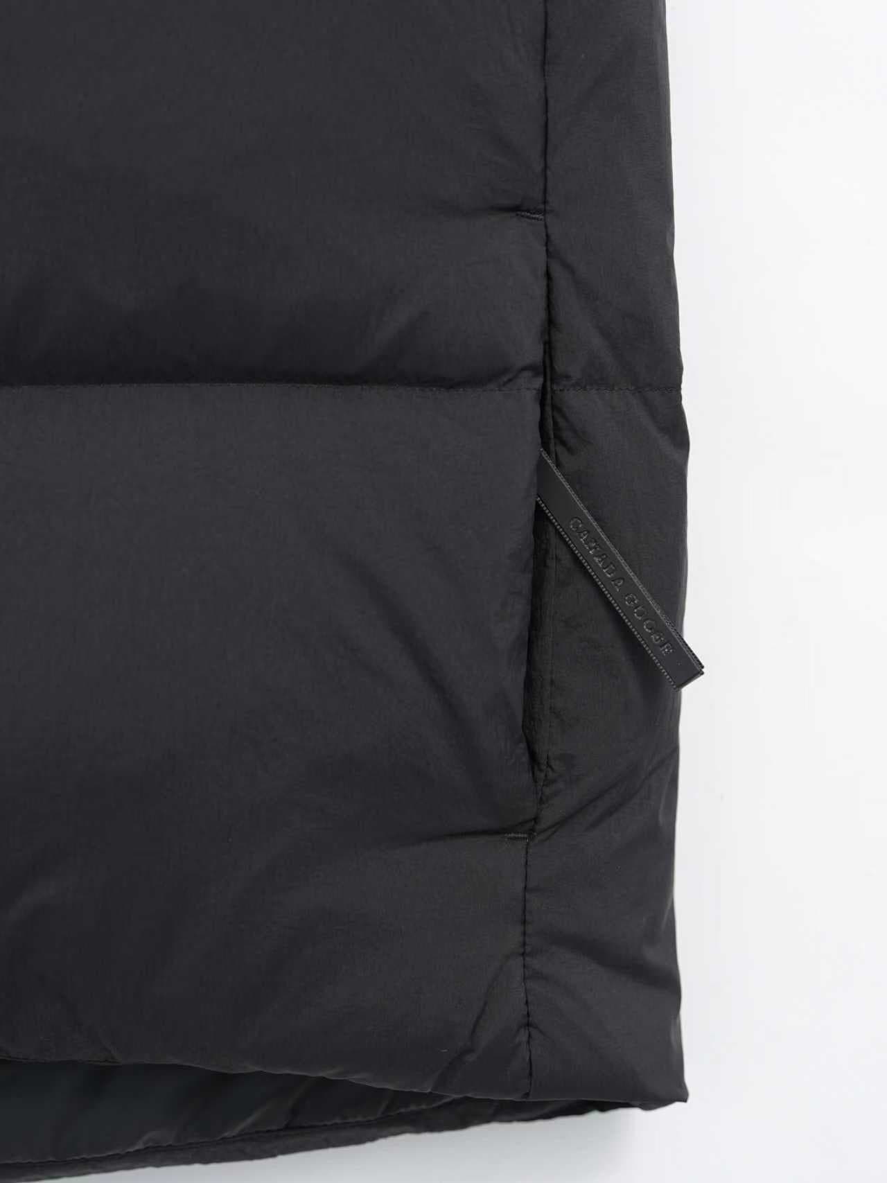 C11067 Canada Goose, Lawrence Down Vest (High Version) — image 7