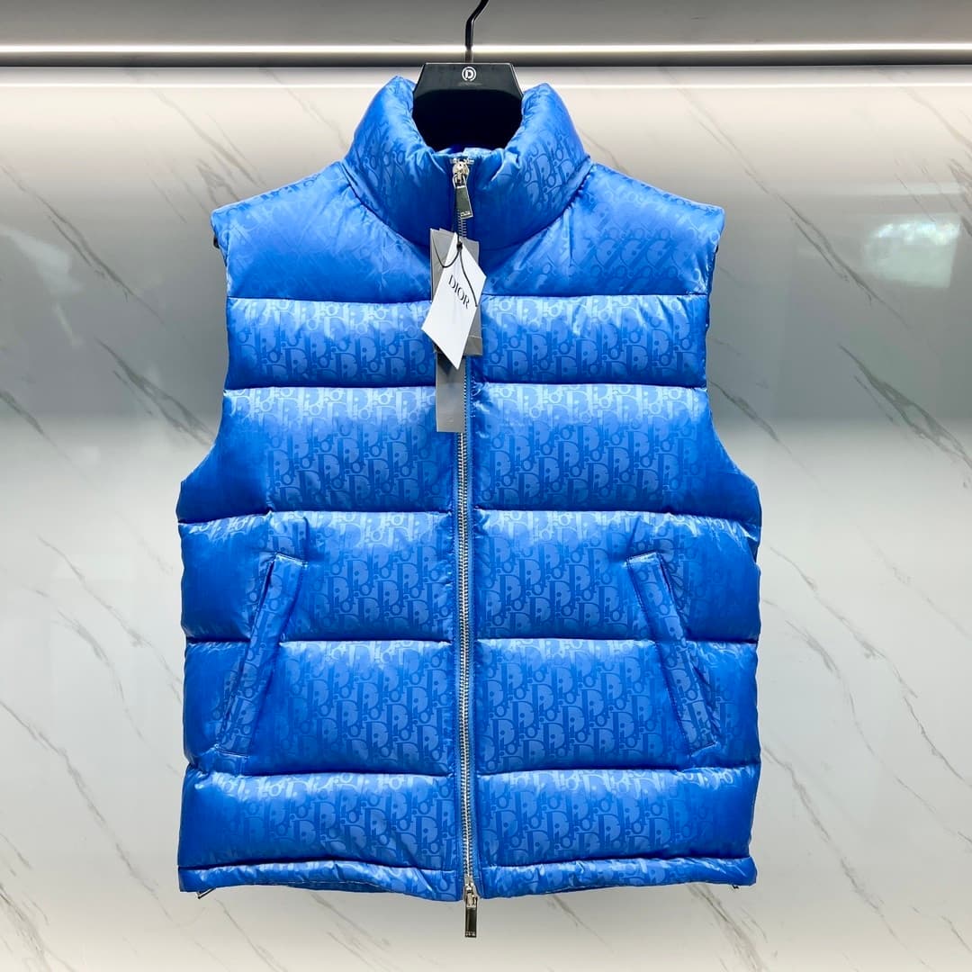 C11058 2025 New autumn/winter models 🆕 Down jacket. Original 1 and 1: Custom metal accessories imported directly. Welcome to the store for comparison. Absolutely high quality. Made with top-tier 95 white duck down – ultra soft, fluffy and full of feathers — image 2