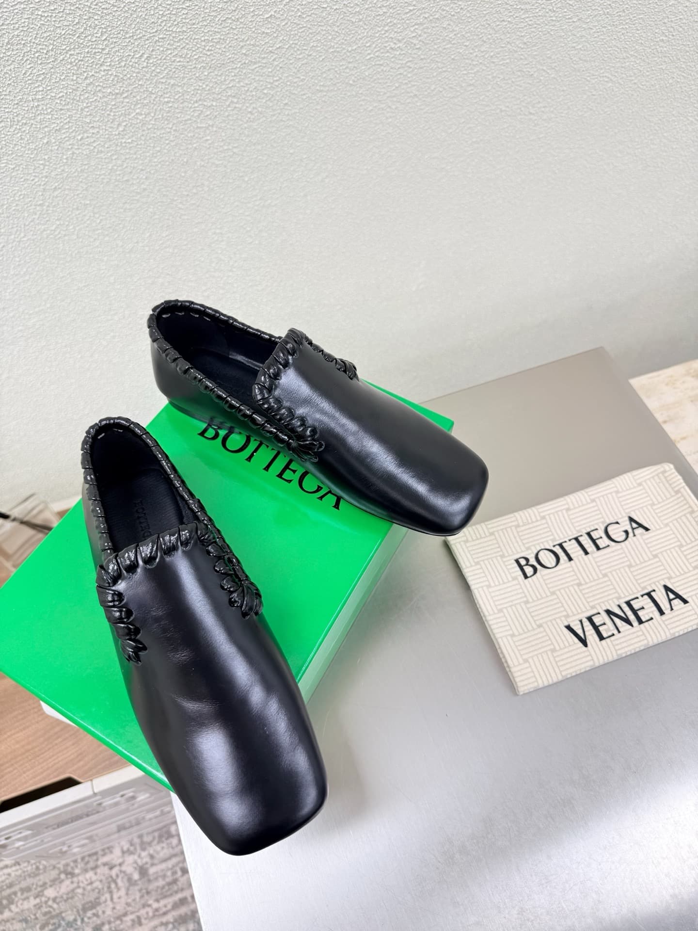 C233 Ms. BV’s Sabato flat shoes, with leather trim at the toe, high-quality craftsmanship — image 6