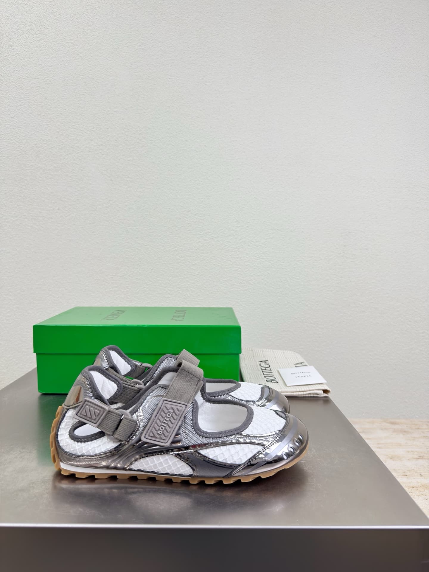 C174 Marijan BV Orbit Flash Sports Shoes — image 3