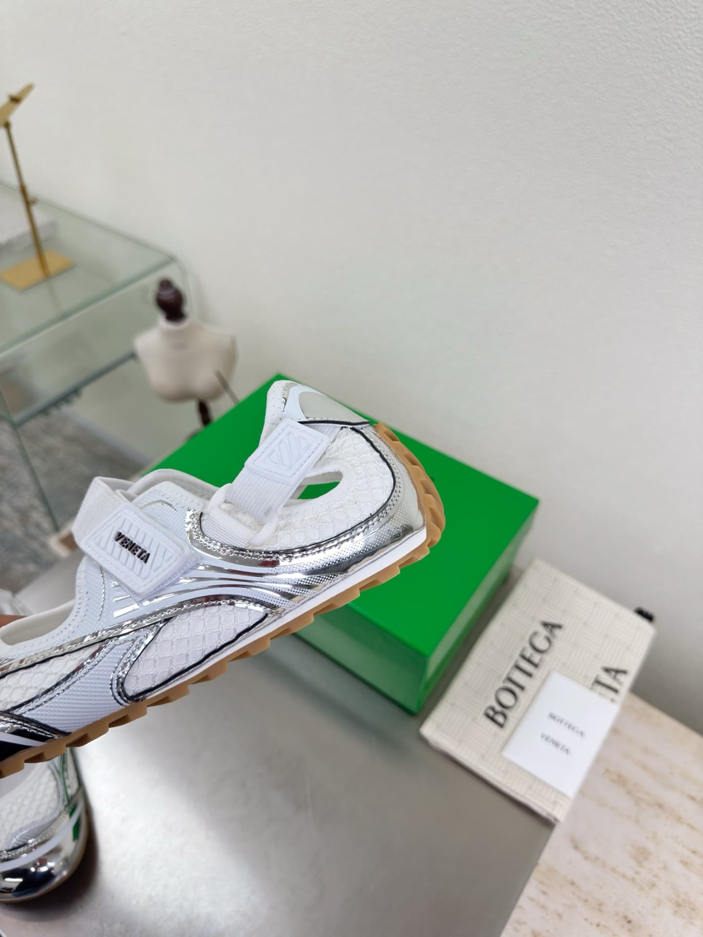 C173 Men’s and women’s Mary Jane BV Orbit Flash sneakers — image 7