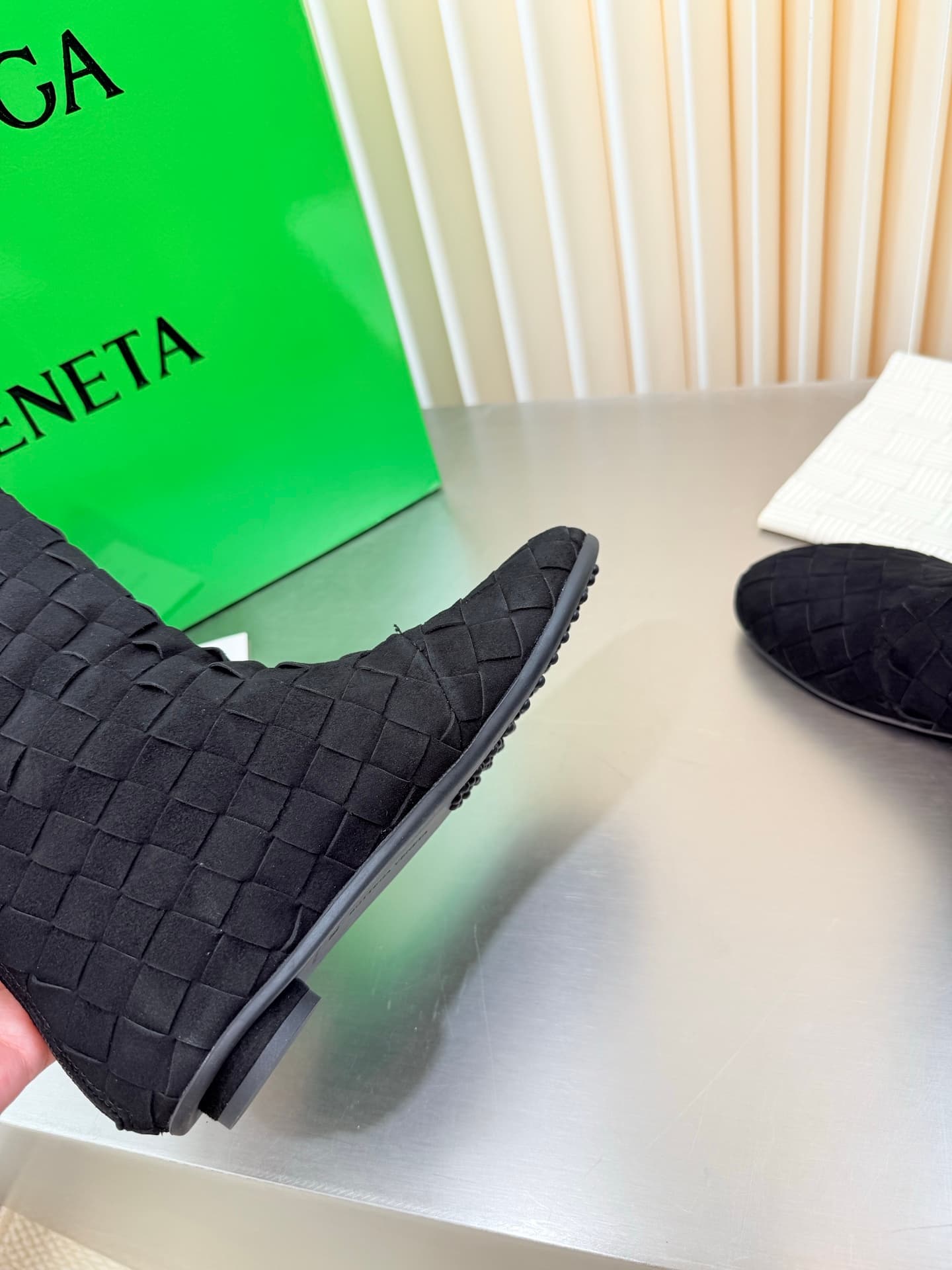 D13722 Hand-woven BV Atomic flat-bottomed round-toe short boots — image 7