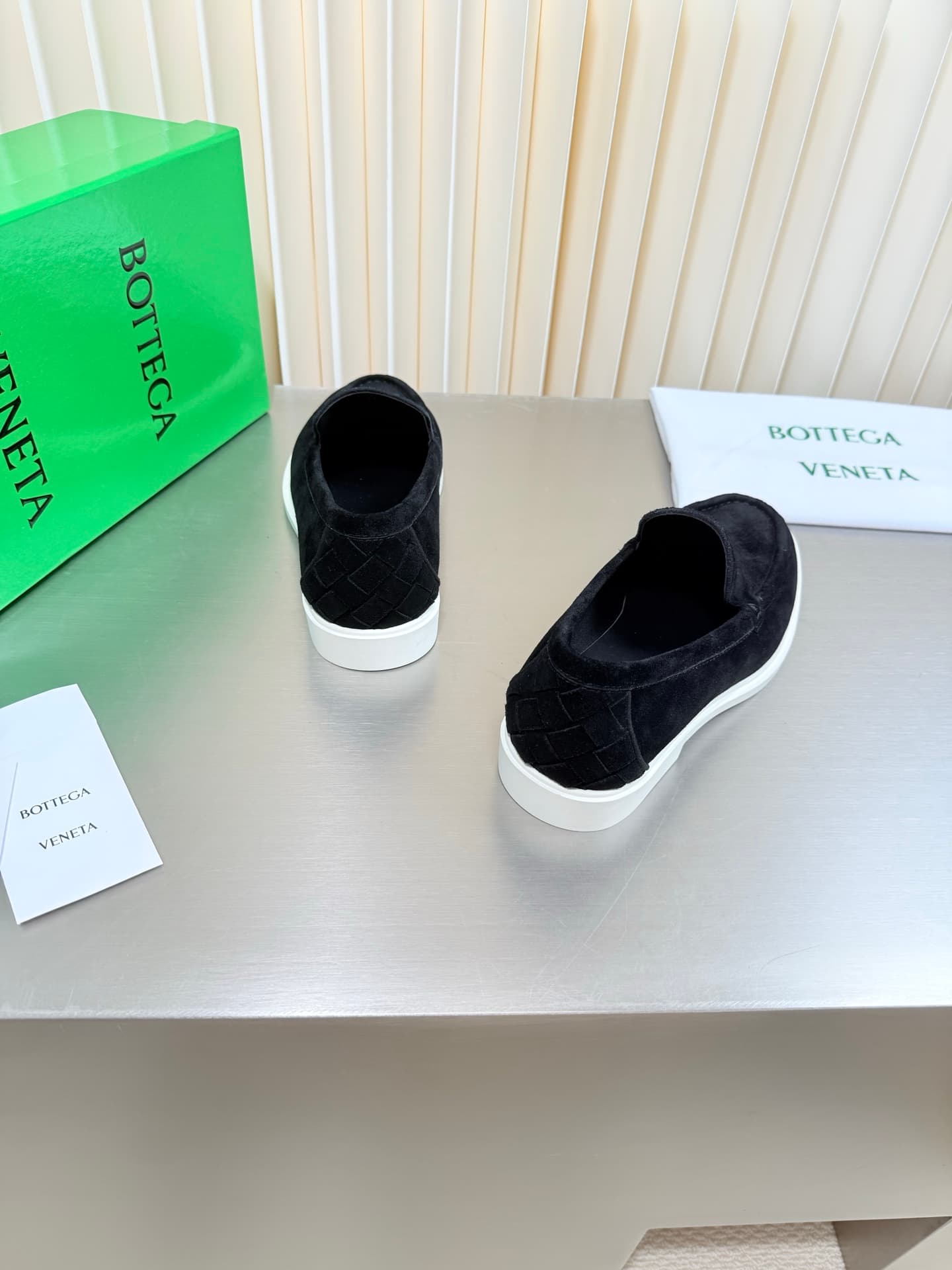 D13726 BV hand-knitted heeled Leif shoes — image 5