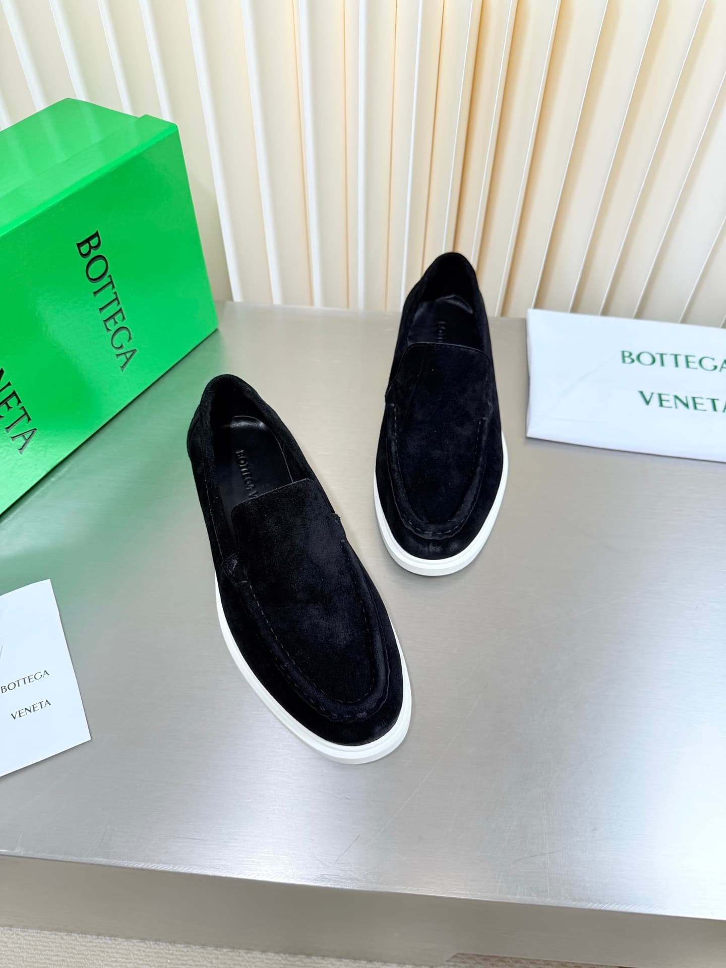 D13726 BV hand-knitted heeled Leif shoes — image 4