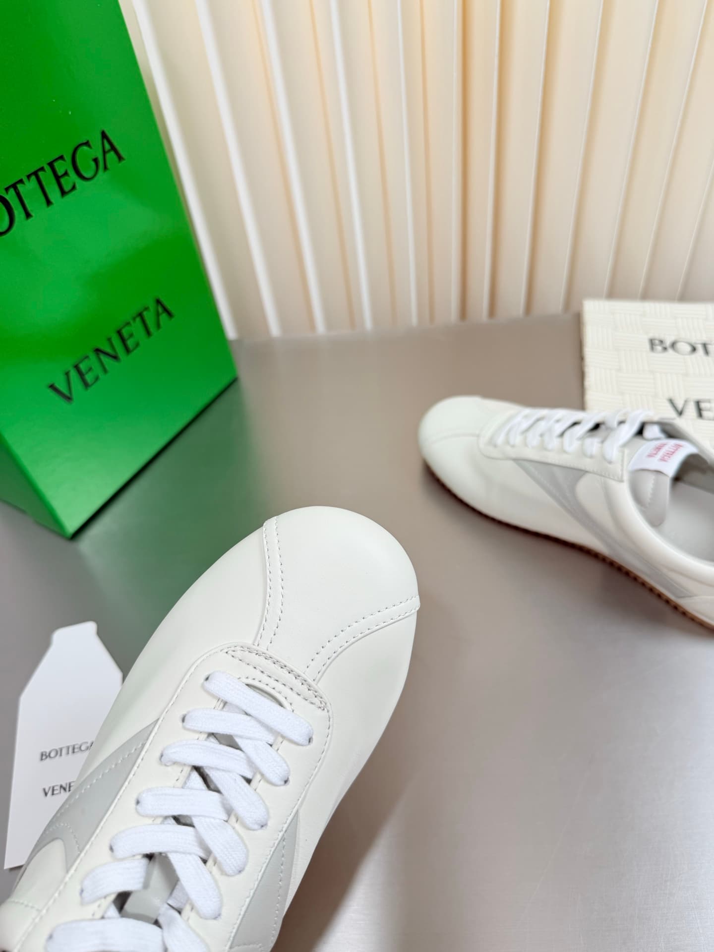 D13729 BV men’s and women’s shot sneakers — image 6