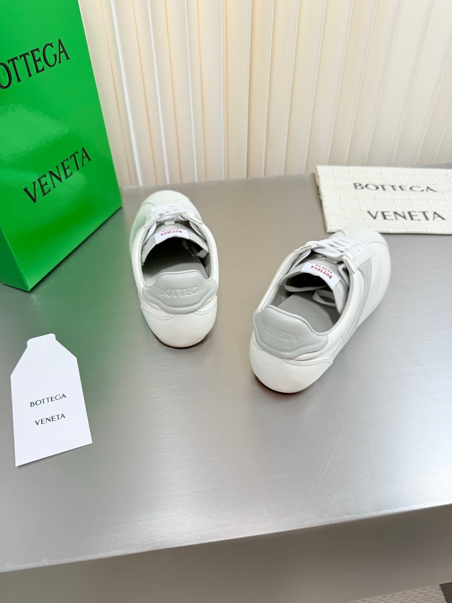 D13729 BV men’s and women’s shot sneakers — image 5