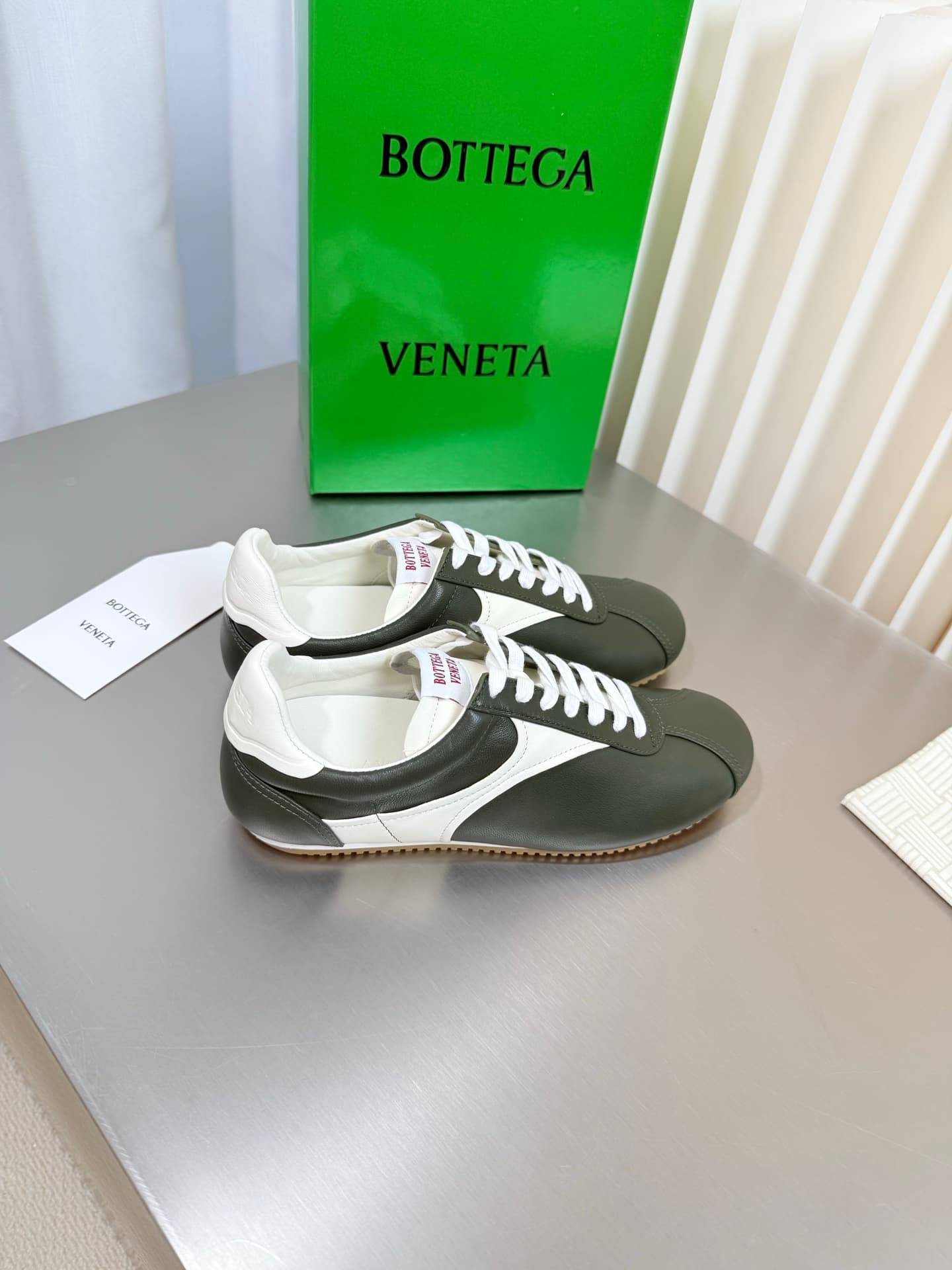 D13728 BV men’s and women’s shot sports shoes — image 2