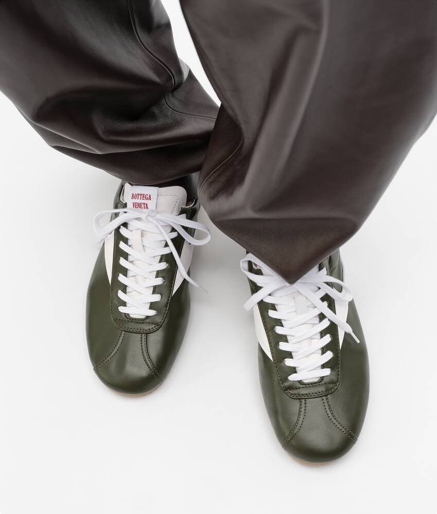 D13727 BV Official Website Image — image 2