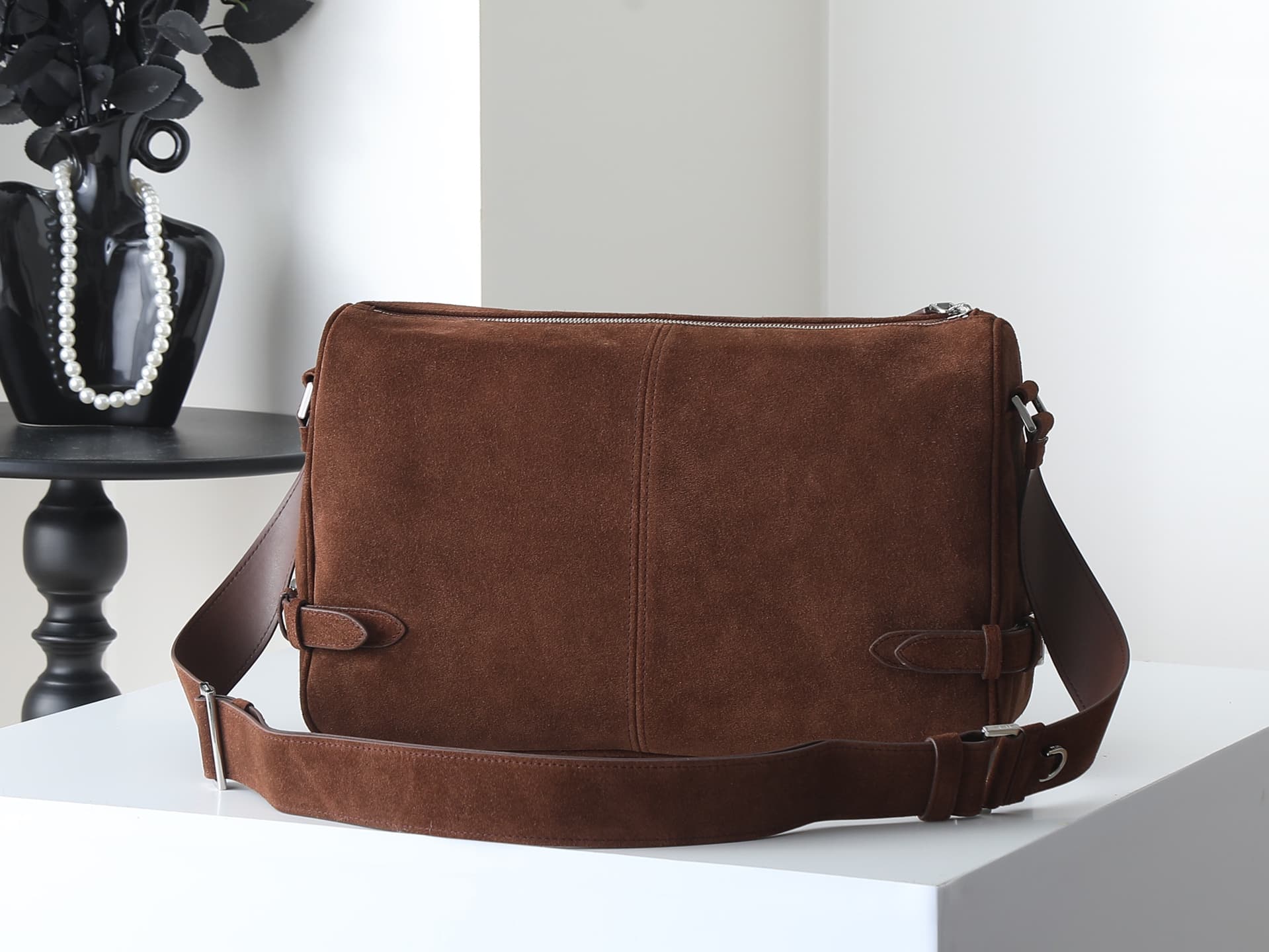 C6966 🎉 New delivery bag 🎉 2VH187 leather, dark brown 🎉🎉 — image 3