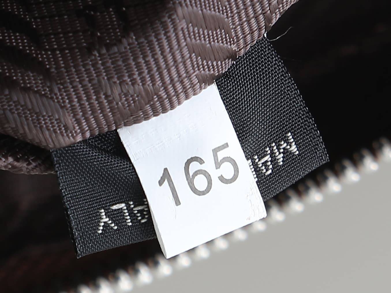 C6965 🎉 New delivery bag 🎉 2VH187 leather, cacao brown 🎉🎉 — image 8