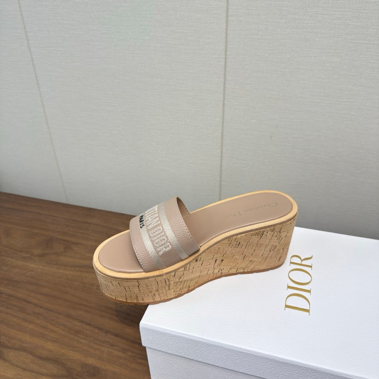 D5763 Dior 26ss – New spring/summer slippers with thick soles — image 4