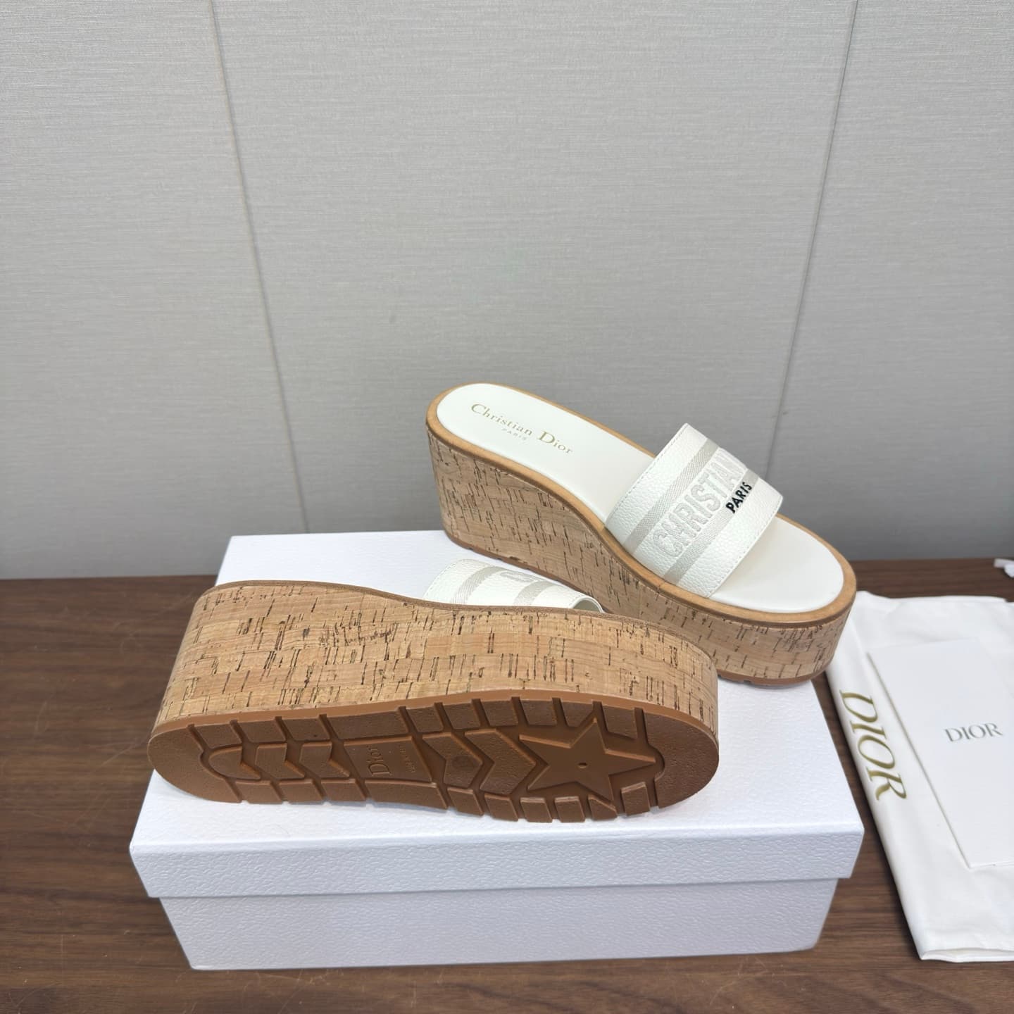D5762 Dior 26ss – New spring/summer slippers with thick soles — image 5