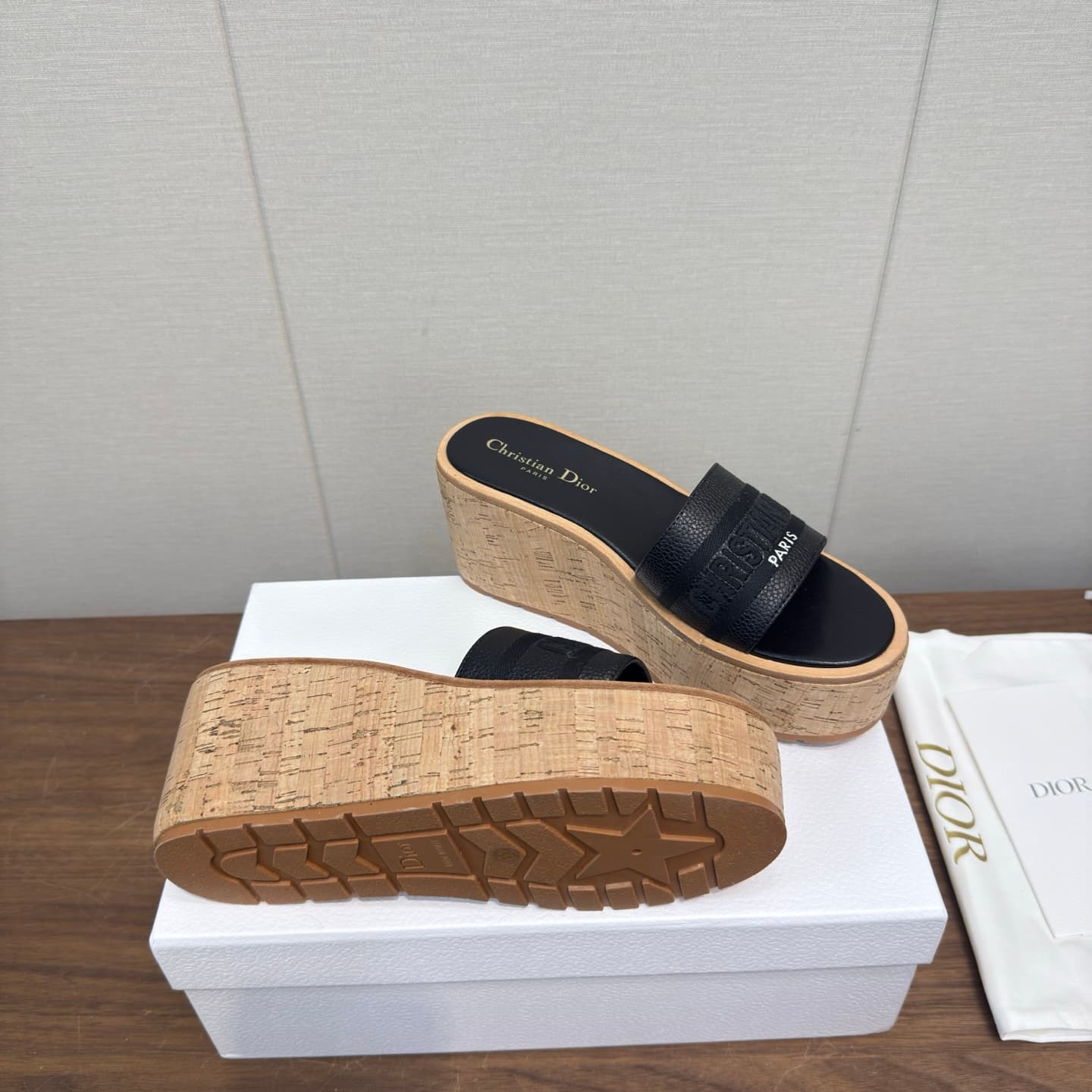 D5760 Dior 26ss – New spring/summer slip-ons with thick soles — image 5