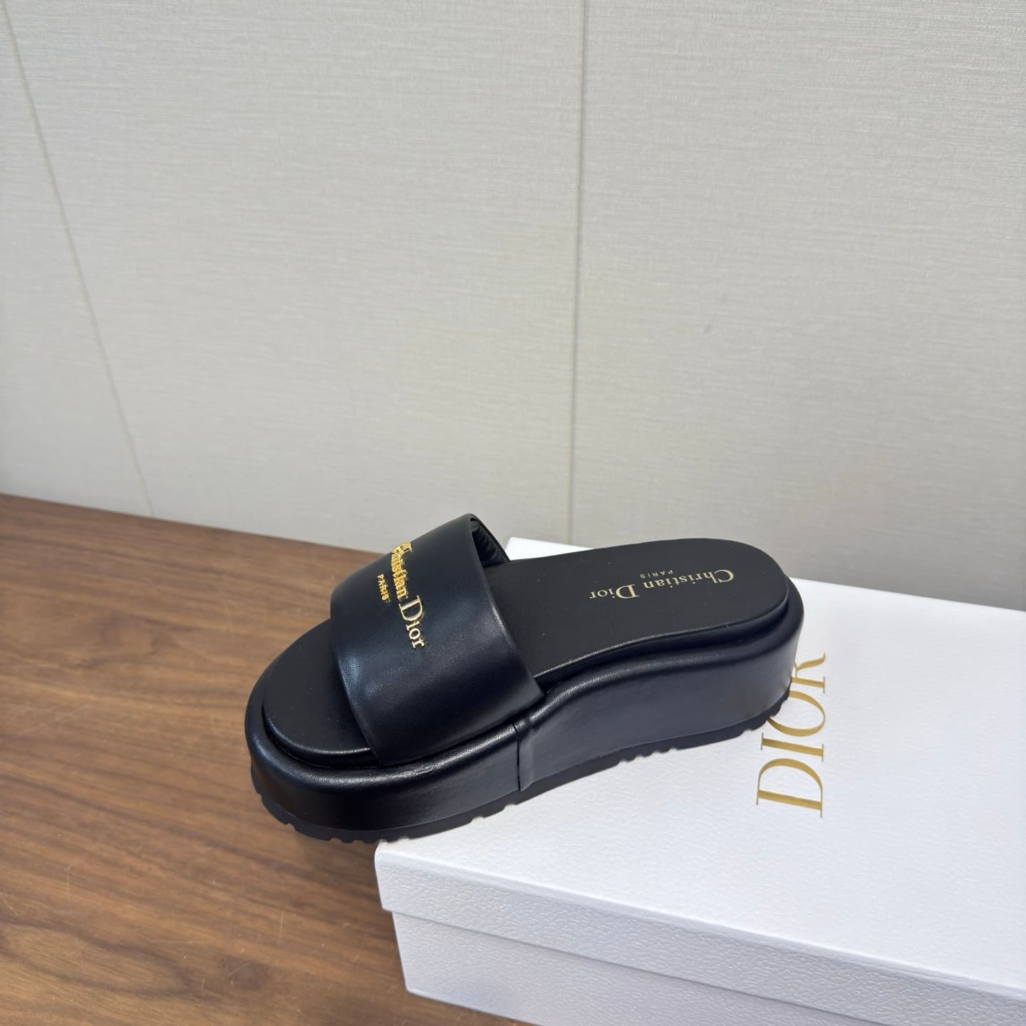 D5769 Dior 26ss – New spring/summer slippers with thick soles — image 4
