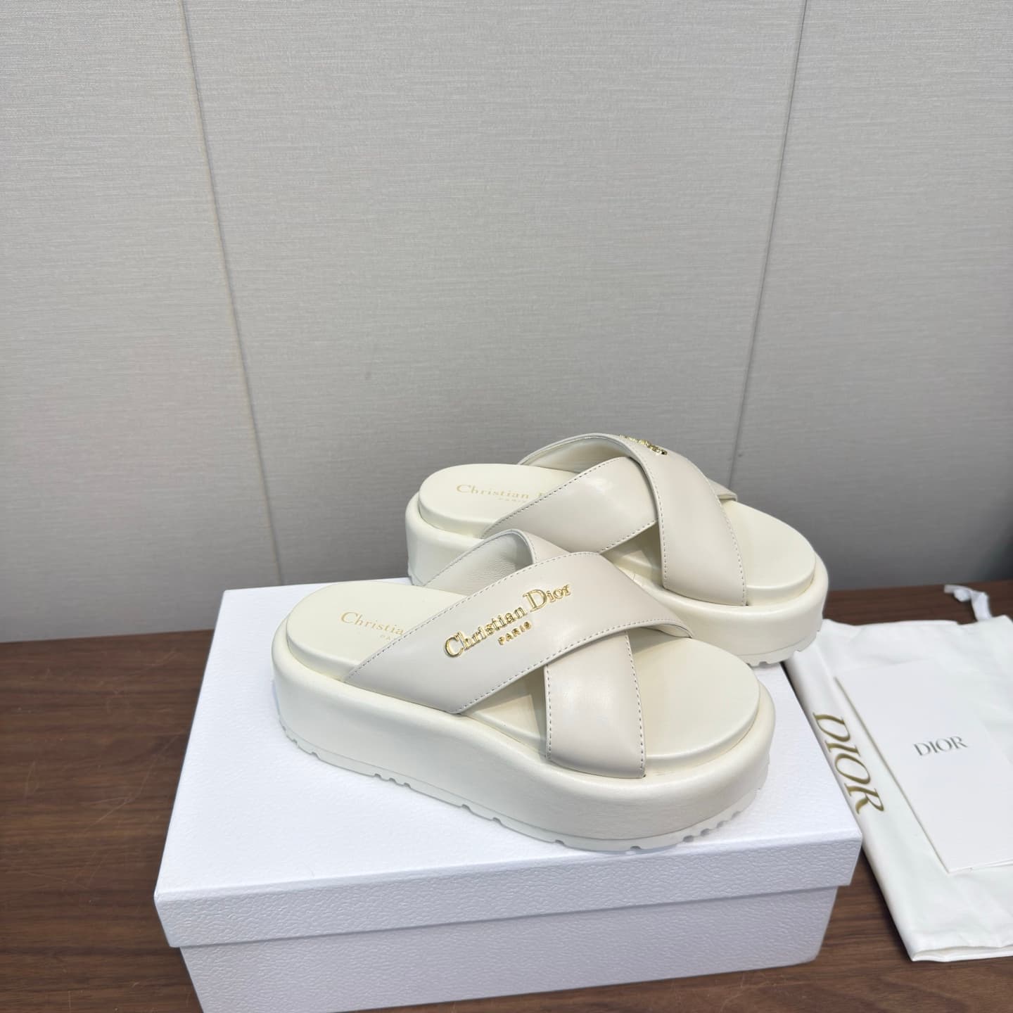 D5766 Dior 26ss – New spring/summer slippers with thick soles — image 6