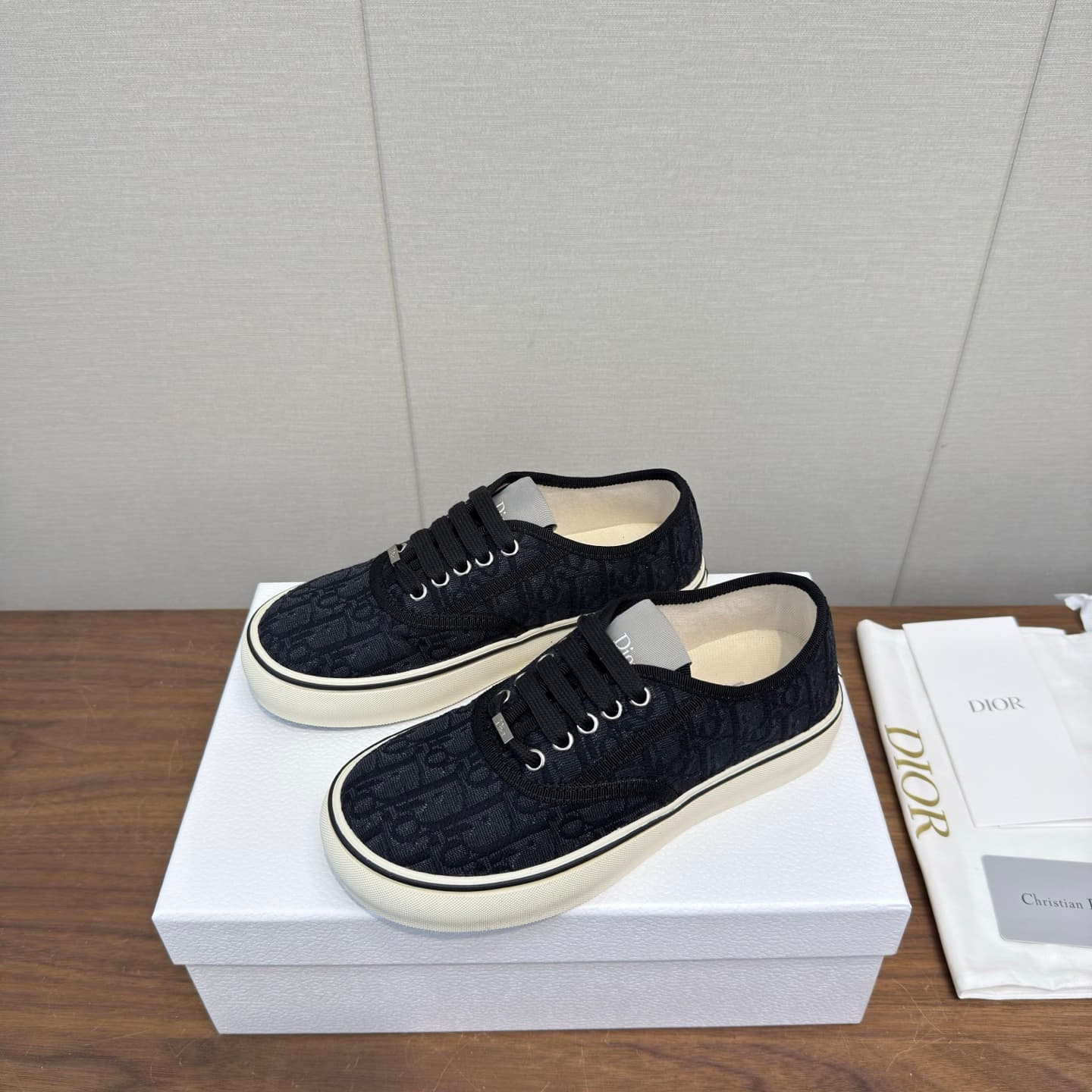 D5780 Dior 26ss Spring Collection – Casual Sports Shoes, Board Shoes — image 2