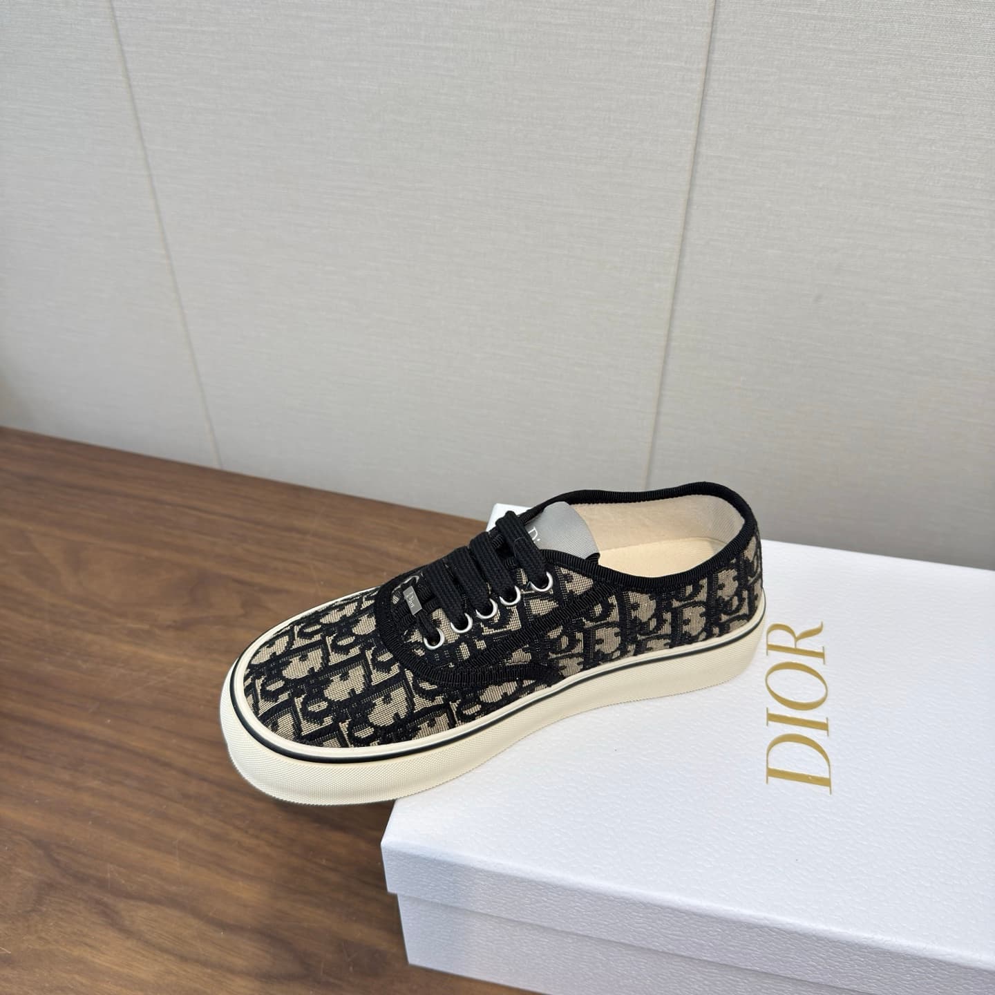 D5778 Dior 26ss Spring Collection – Casual Sports Shoes, Board Shoes — image 4