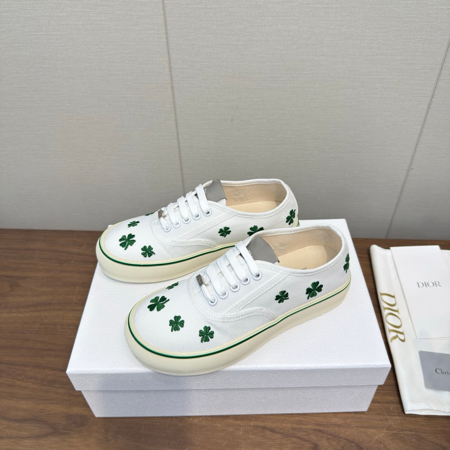D5777 Dior 26ss Spring Collection – Casual Sports Shoes, Board Shoes — image 2