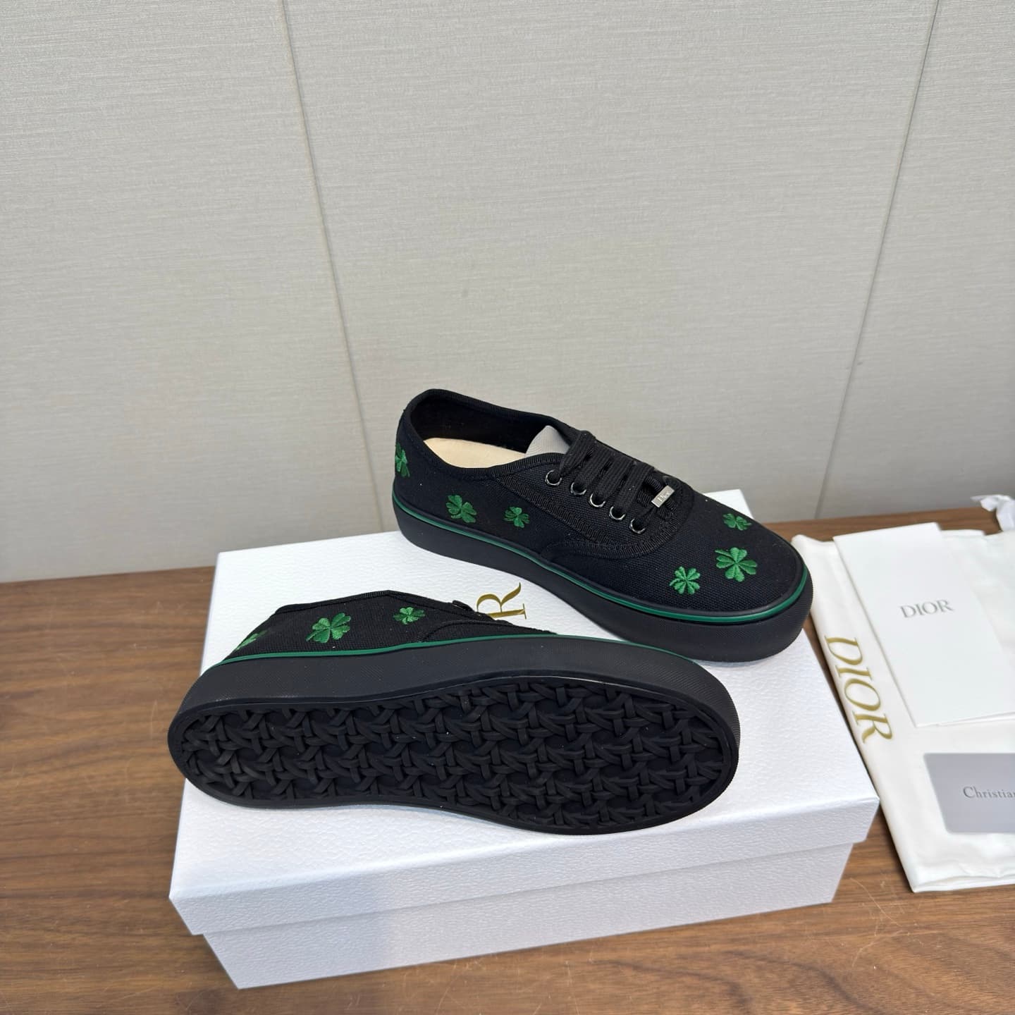 D5776 Dior’s latest 26ss spring collection – casual sports shoes, board shoes — image 5