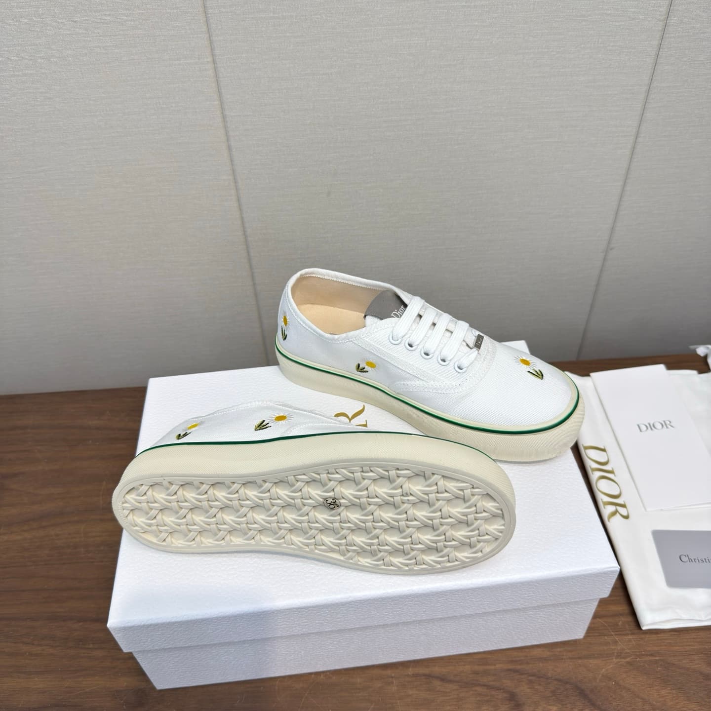 D5775 Dior 26ss Spring Collection – Casual Sports Shoes, Board Shoes — image 5