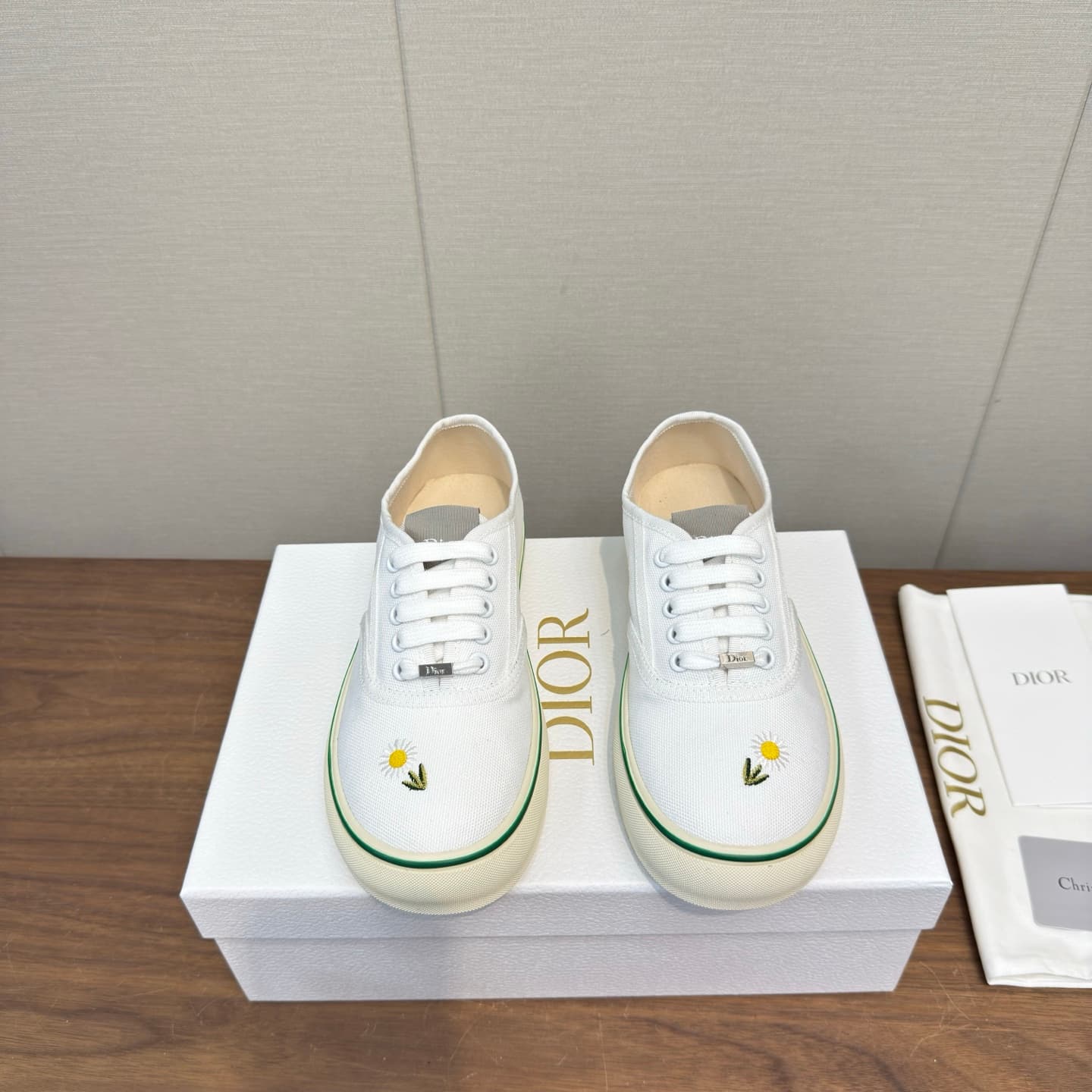 D5775 Dior 26ss Spring Collection – Casual Sports Shoes, Board Shoes — image 1