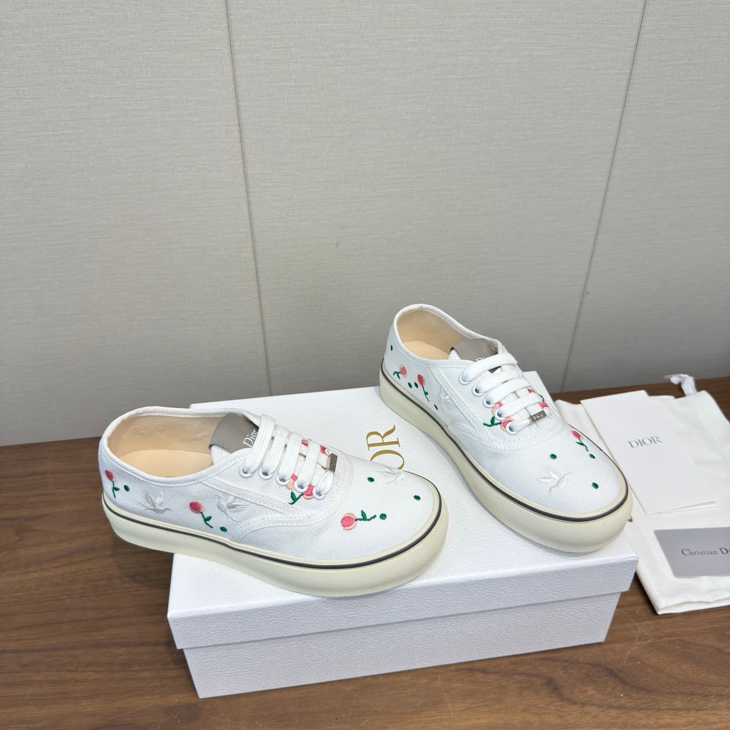 D5770 Dior 26ss Spring Collection – Casual Sports Shoes, Board Shoes — image 3