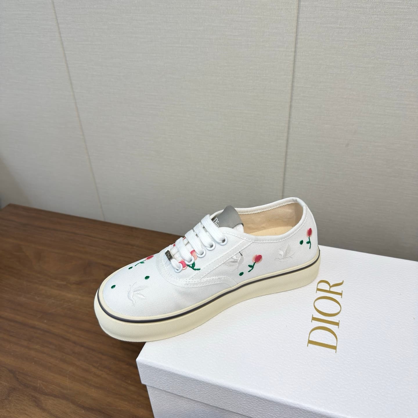 D5770 Dior 26ss Spring Collection – Casual Sports Shoes, Board Shoes — image 4