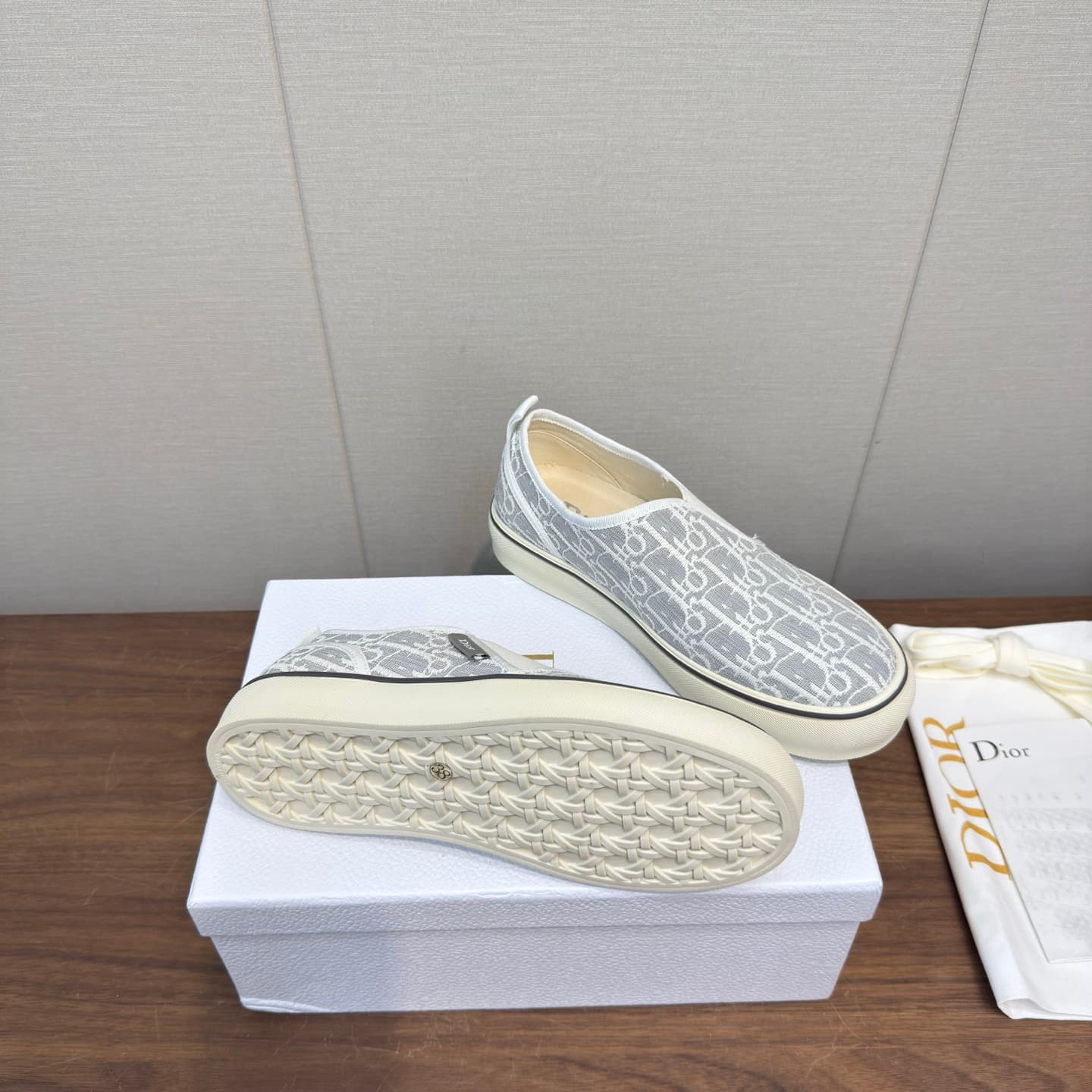 D5789 Dior’s latest 26ss spring collection – casual sports shoes, board shoes — image 5